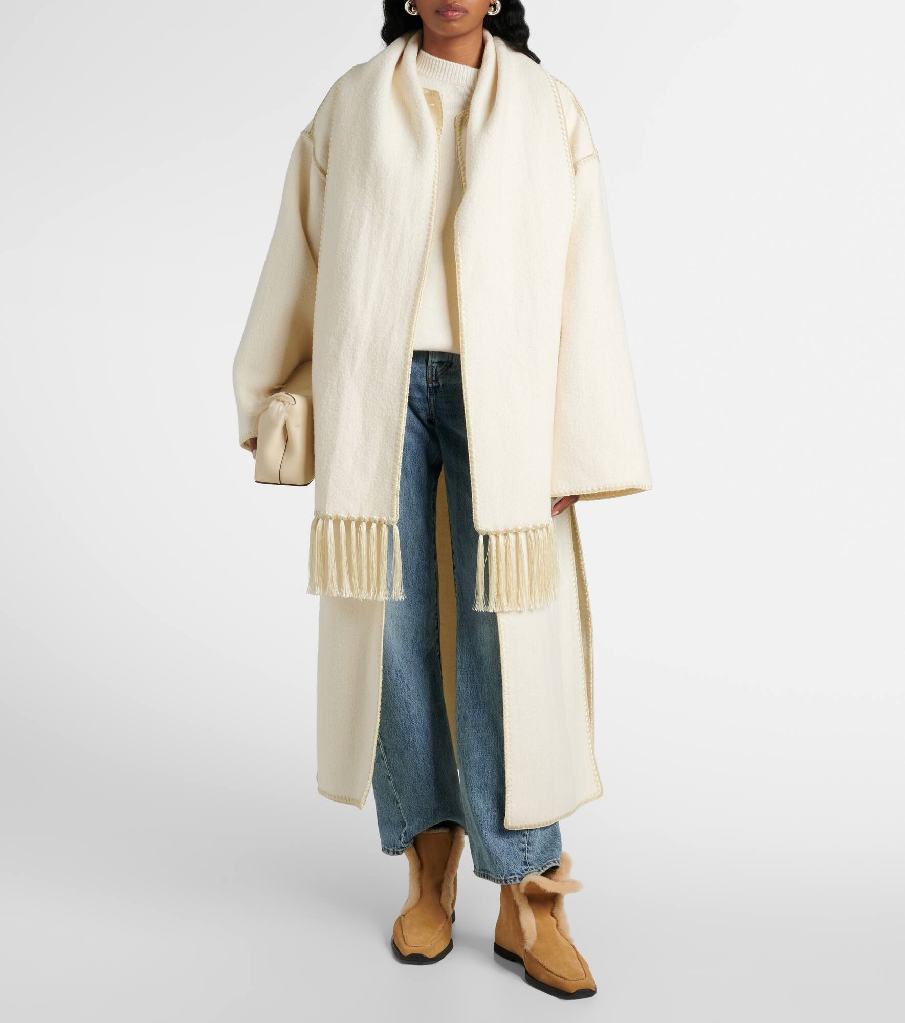 Shearling-lined suede ankle boots - 3