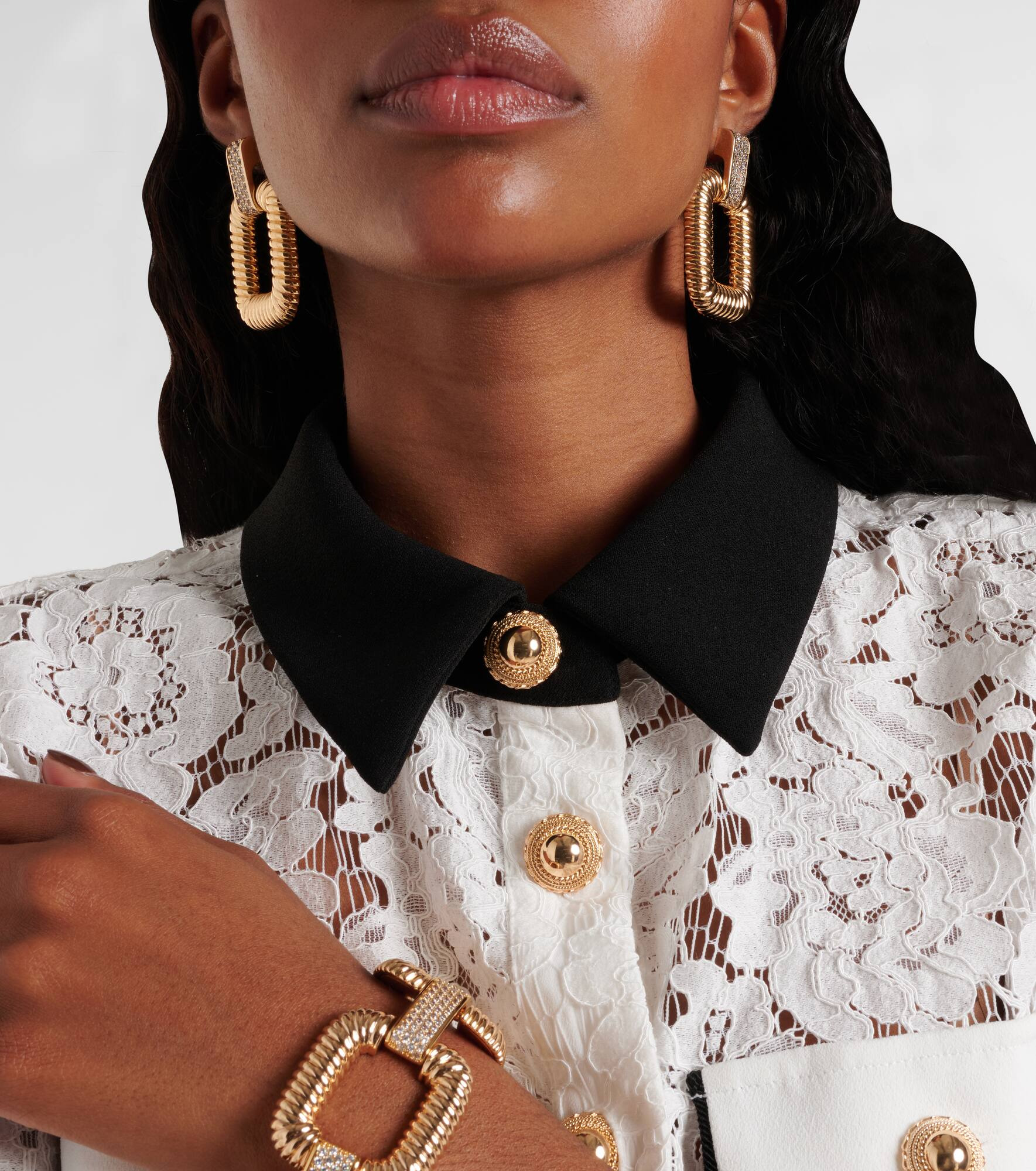 Knocker crystal-embellished earrings - 3