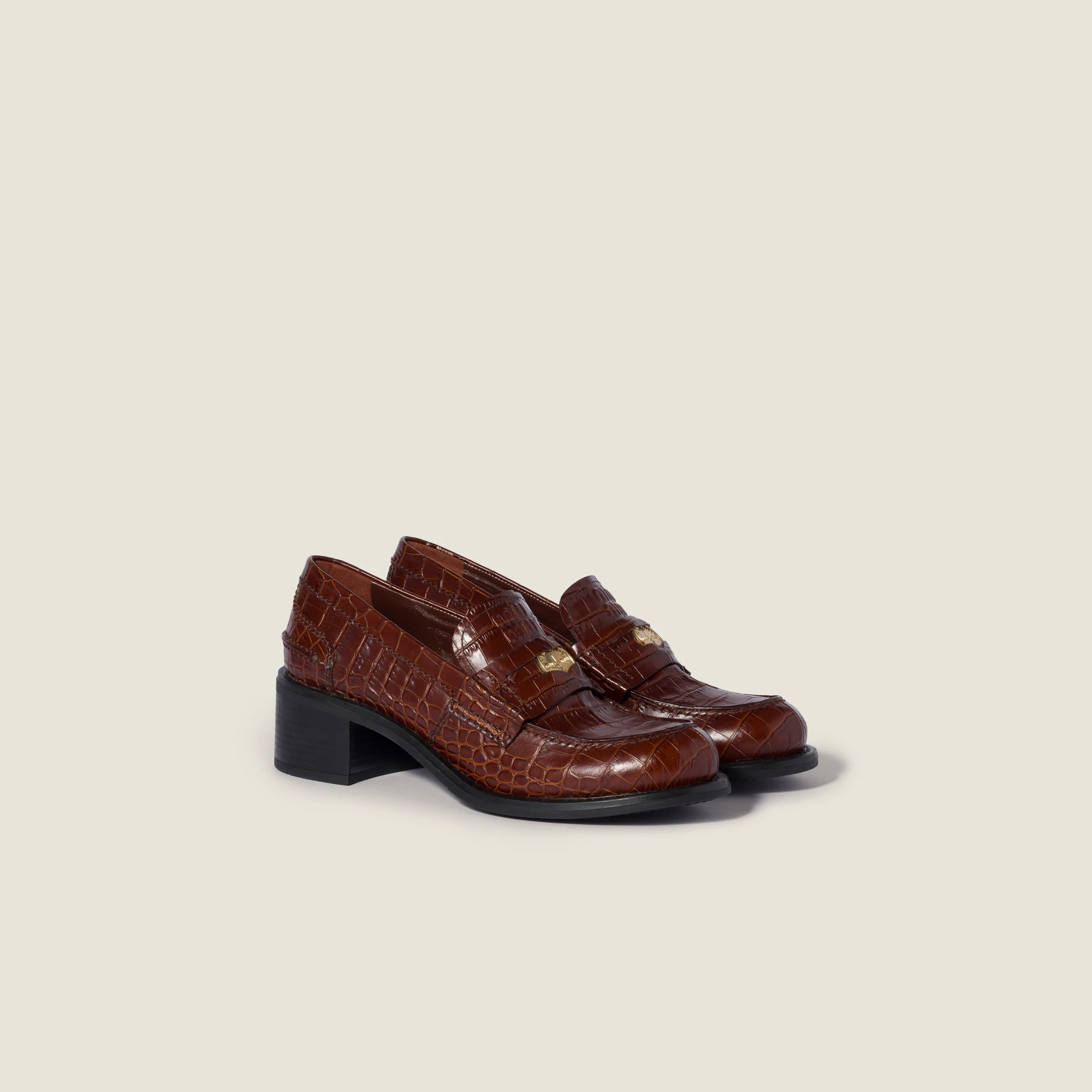 Crocodile-effect embossed leather loafers - 1