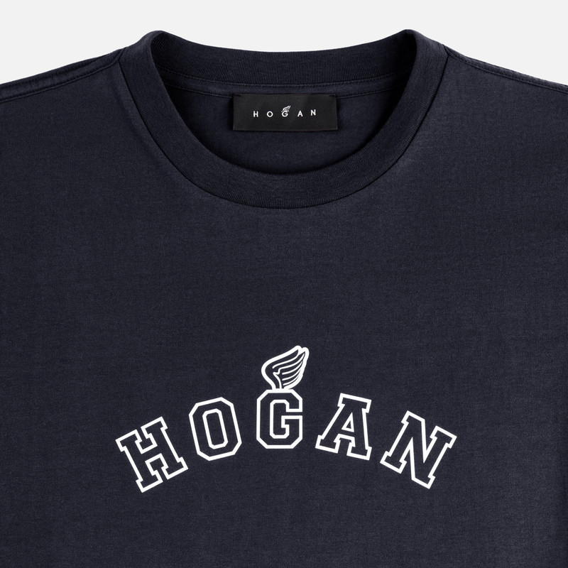 Round-neck T-shirt in jersey 6
