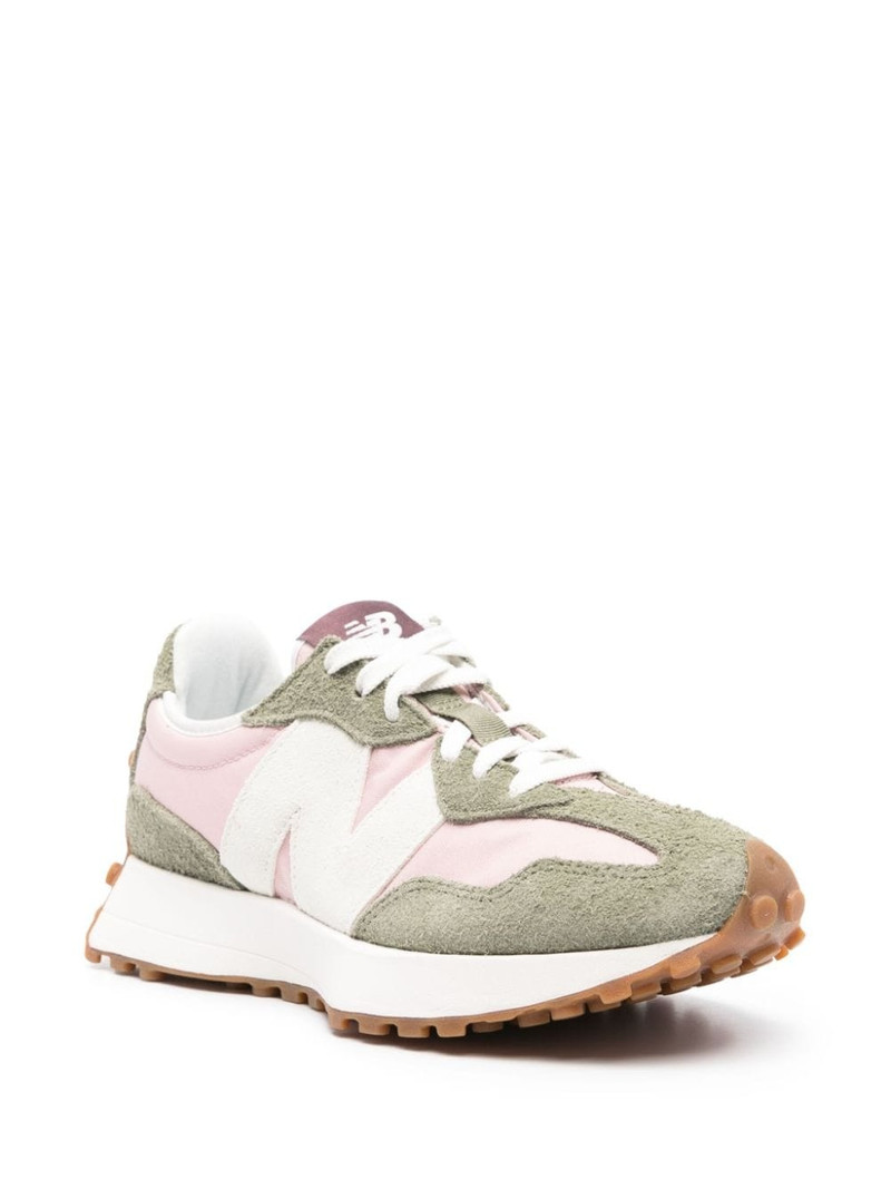 New Balance 327 스웨드 스니커 outlook