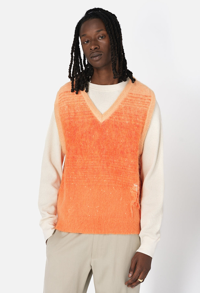 GRADIENT MOHAIR VEST 2