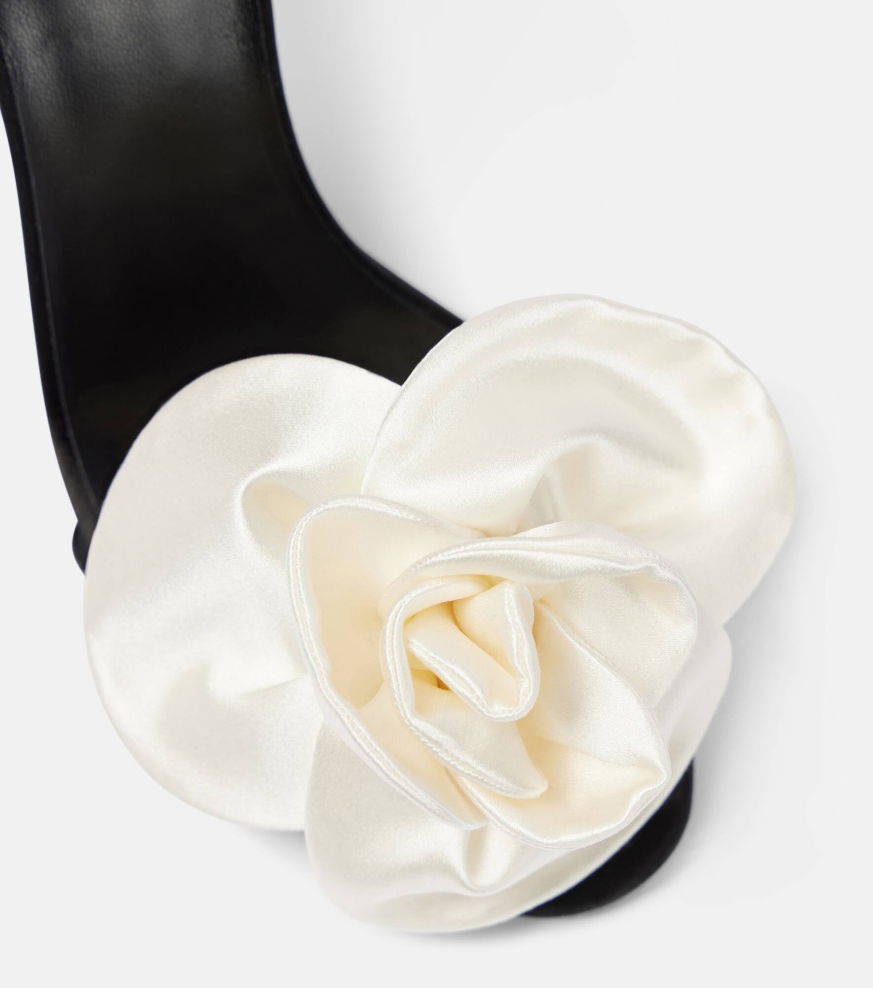 105 floral-appliqué satin sandals - 5