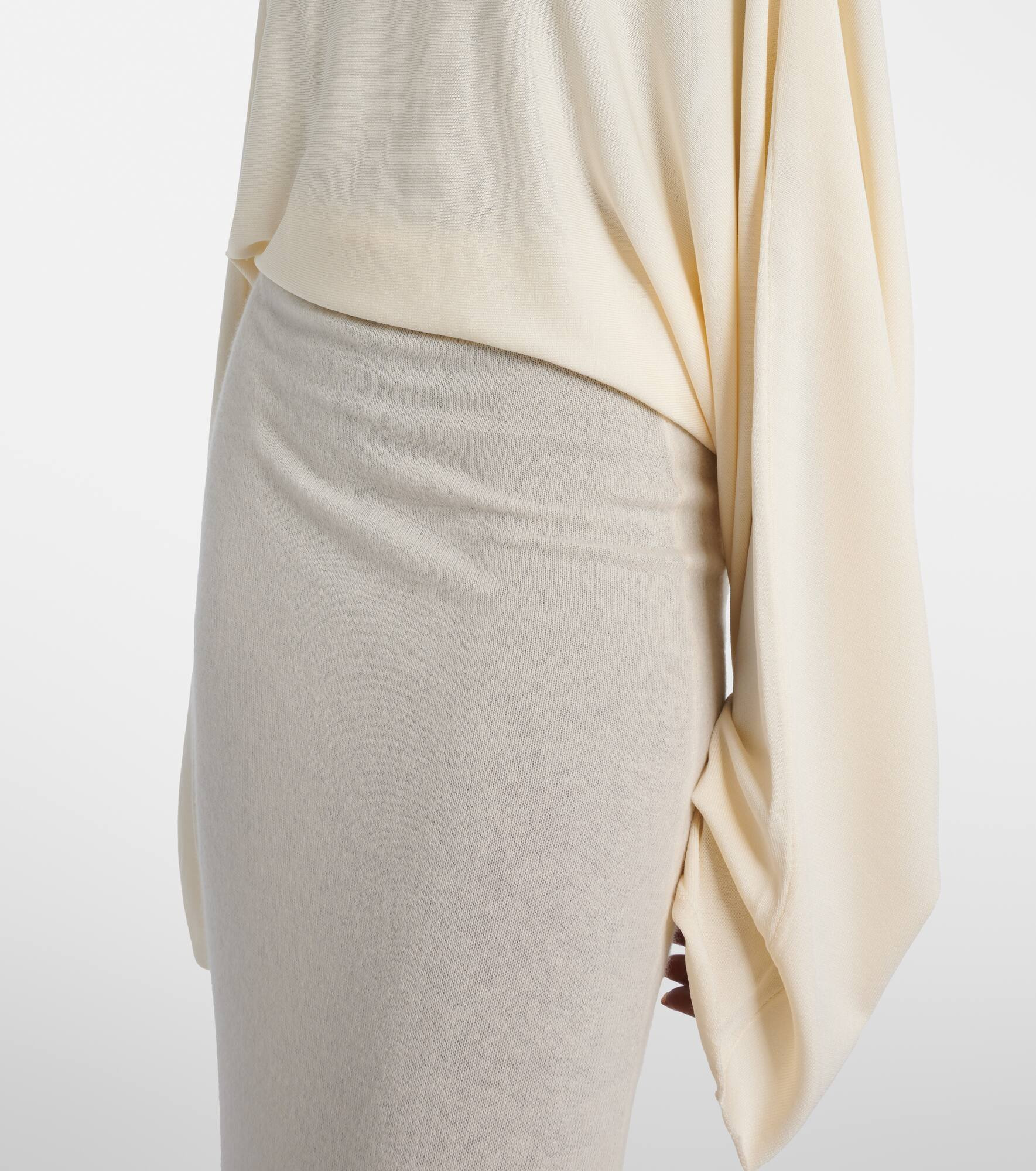 Open-back sheer maxi dress - 5