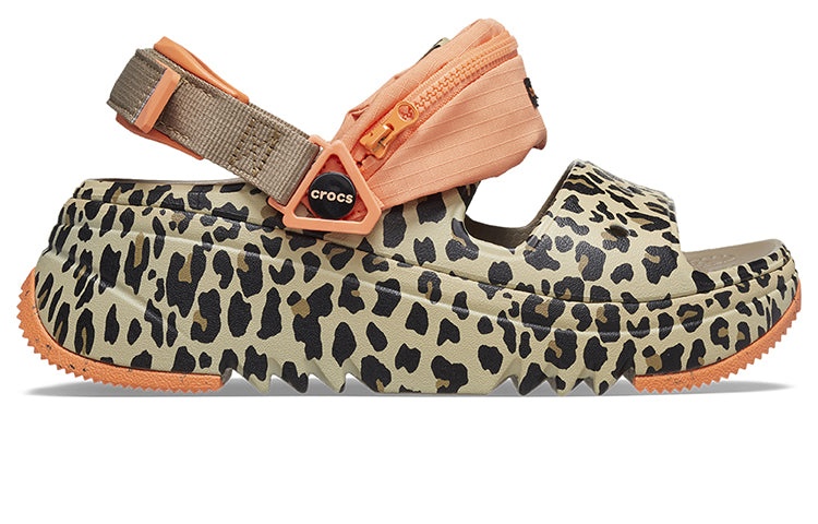 (WMNS) Crocs Hiker Xscape Animal Sandals 'Khaki Leopard' 208611-2BY - 3