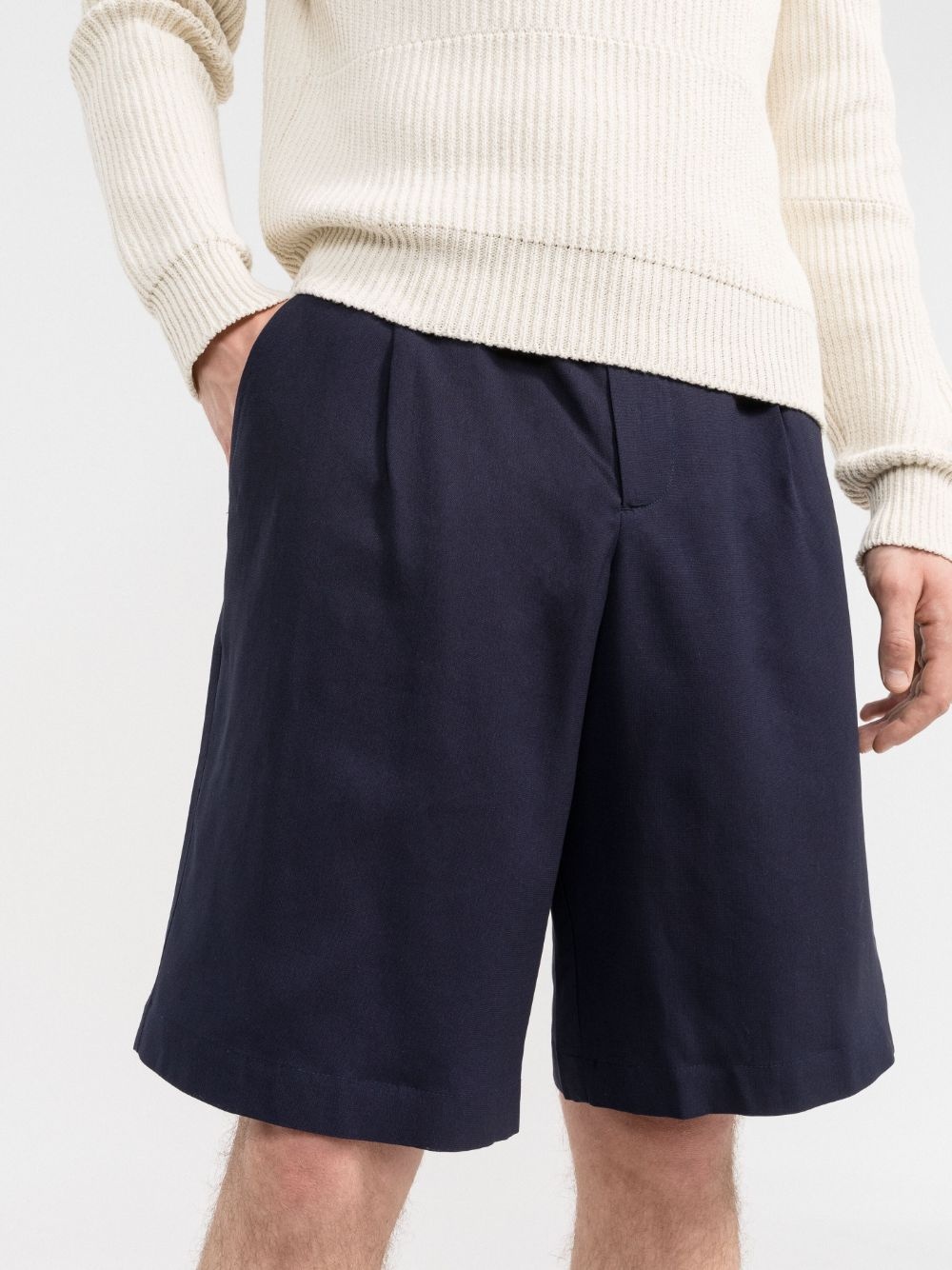 knee-length Bermuda shorts - 3