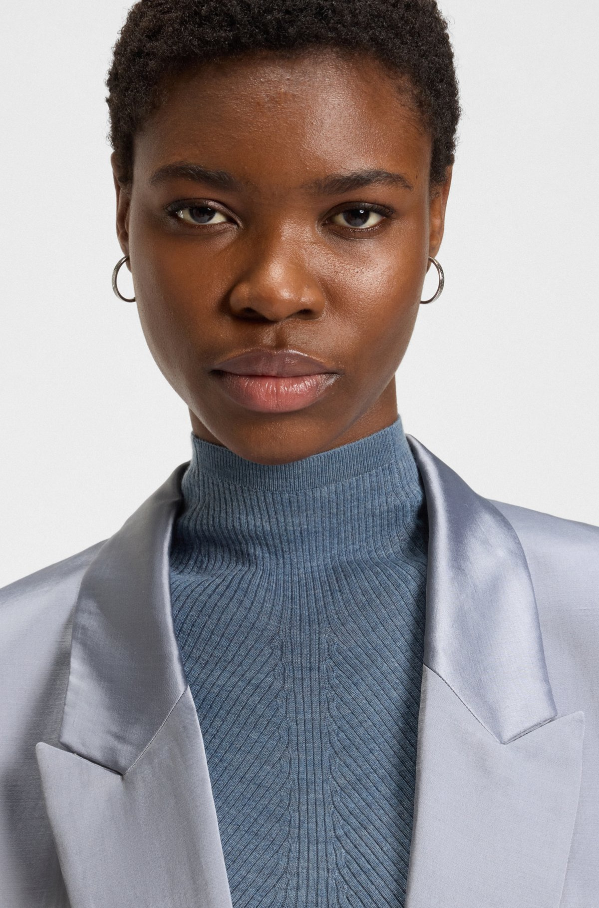 RELAXED-FIT BLAZER IN SATEEN - 5