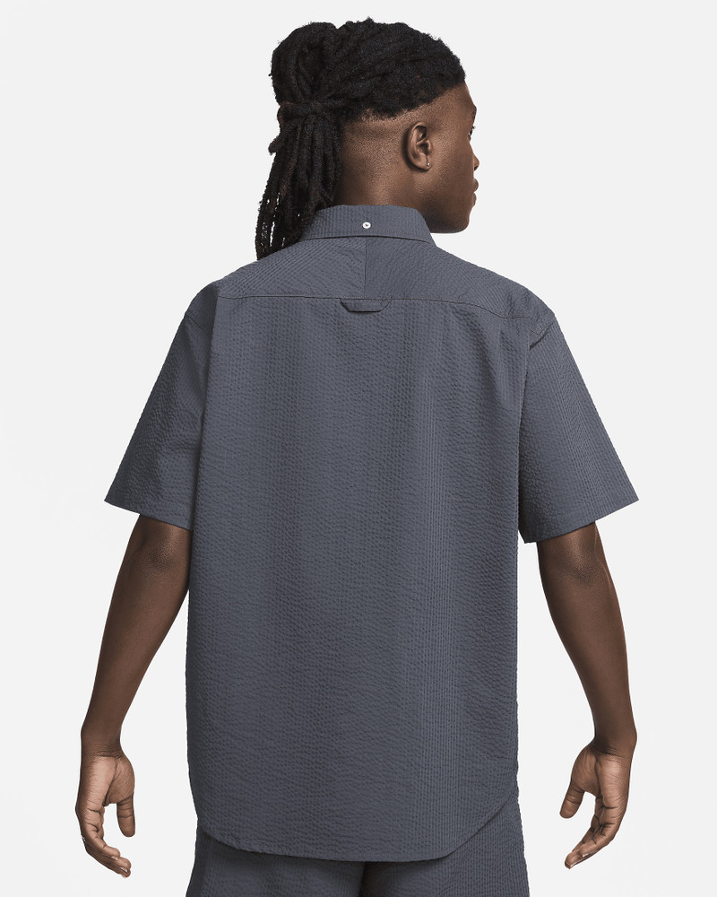 Nike Nike Life Men's Short-Sleeve Seersucker Button-Down Shirt outlook