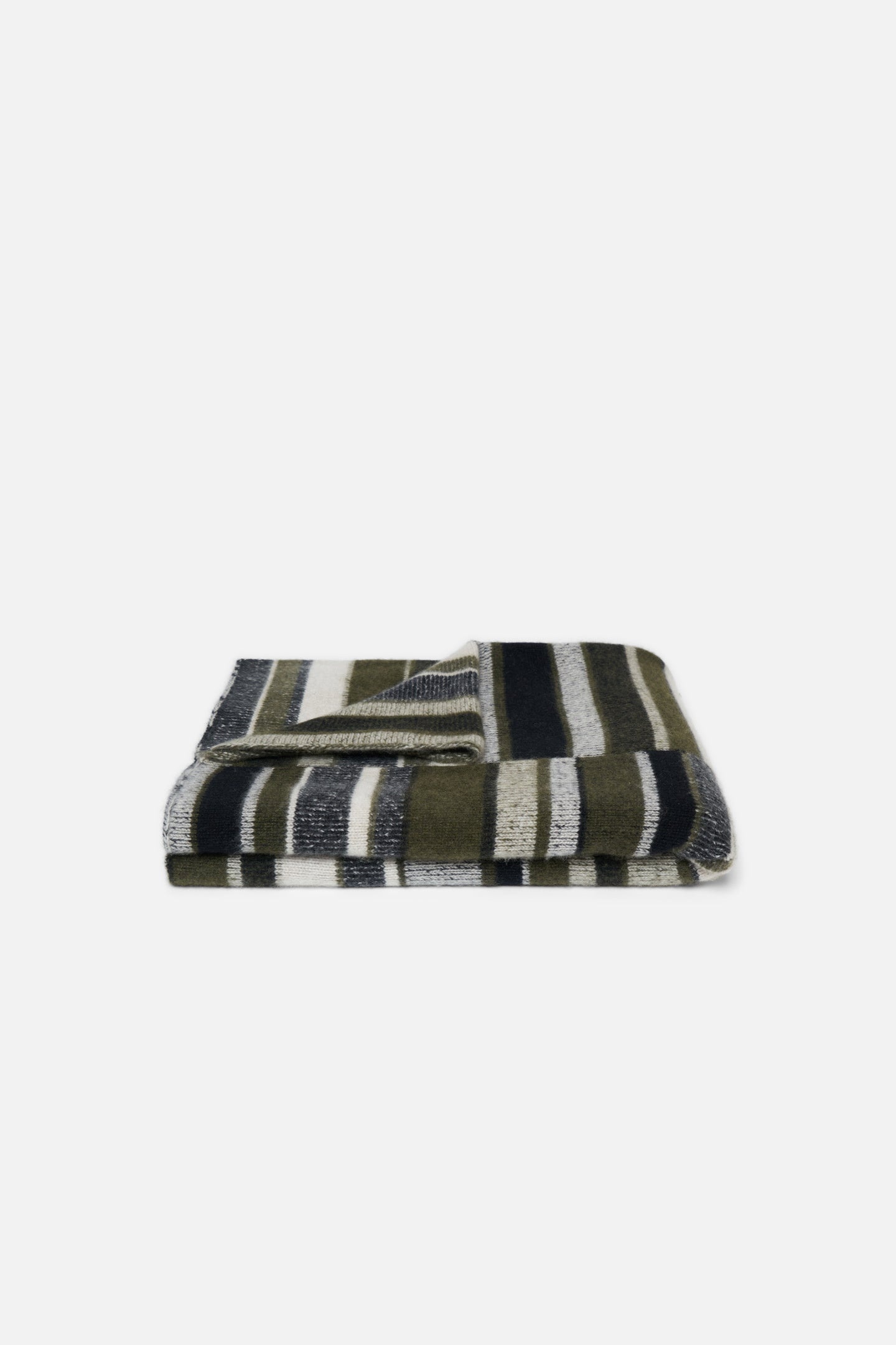 STRIPE SUPER SOFT BLANKET - 2