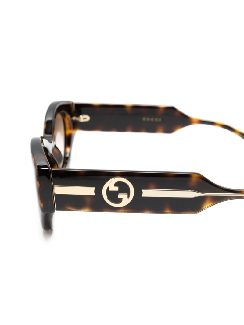 oval-frame sunglasses 3