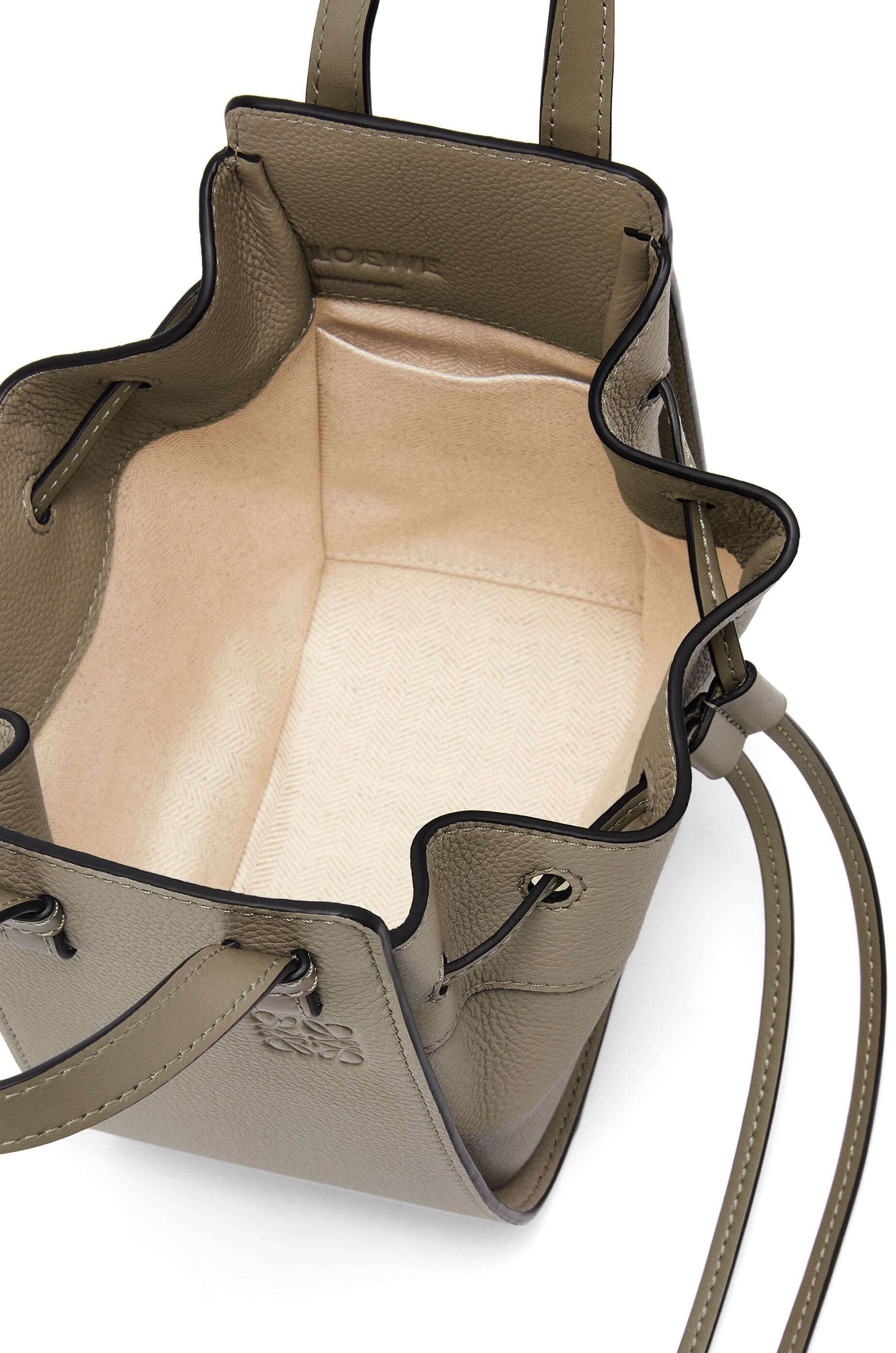 Mini Hammock drawstring in soft grained calfskin - 6