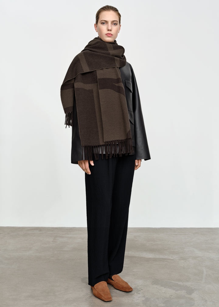 Monogram jacquard wool scarf dark brown - 2