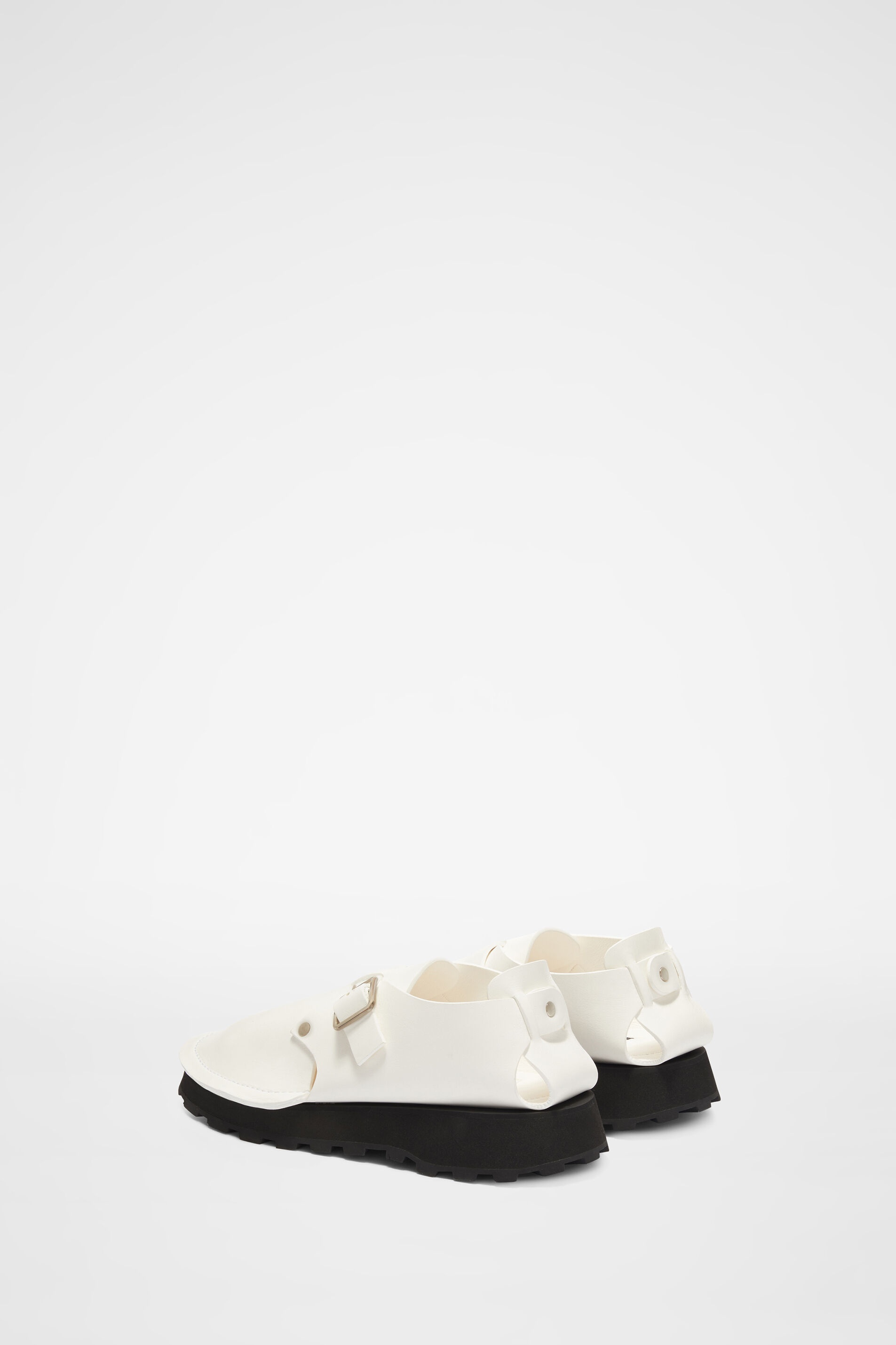 Low-Cut Shoes - 4
