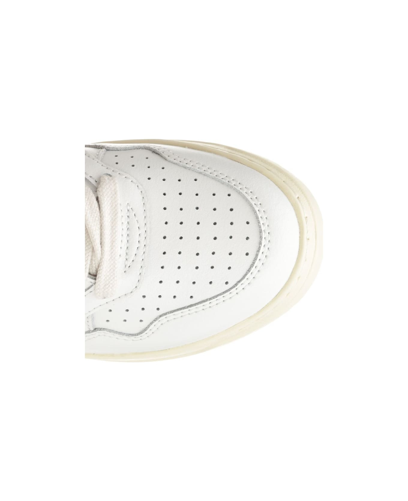 'medalist Low' Sneaker - 4