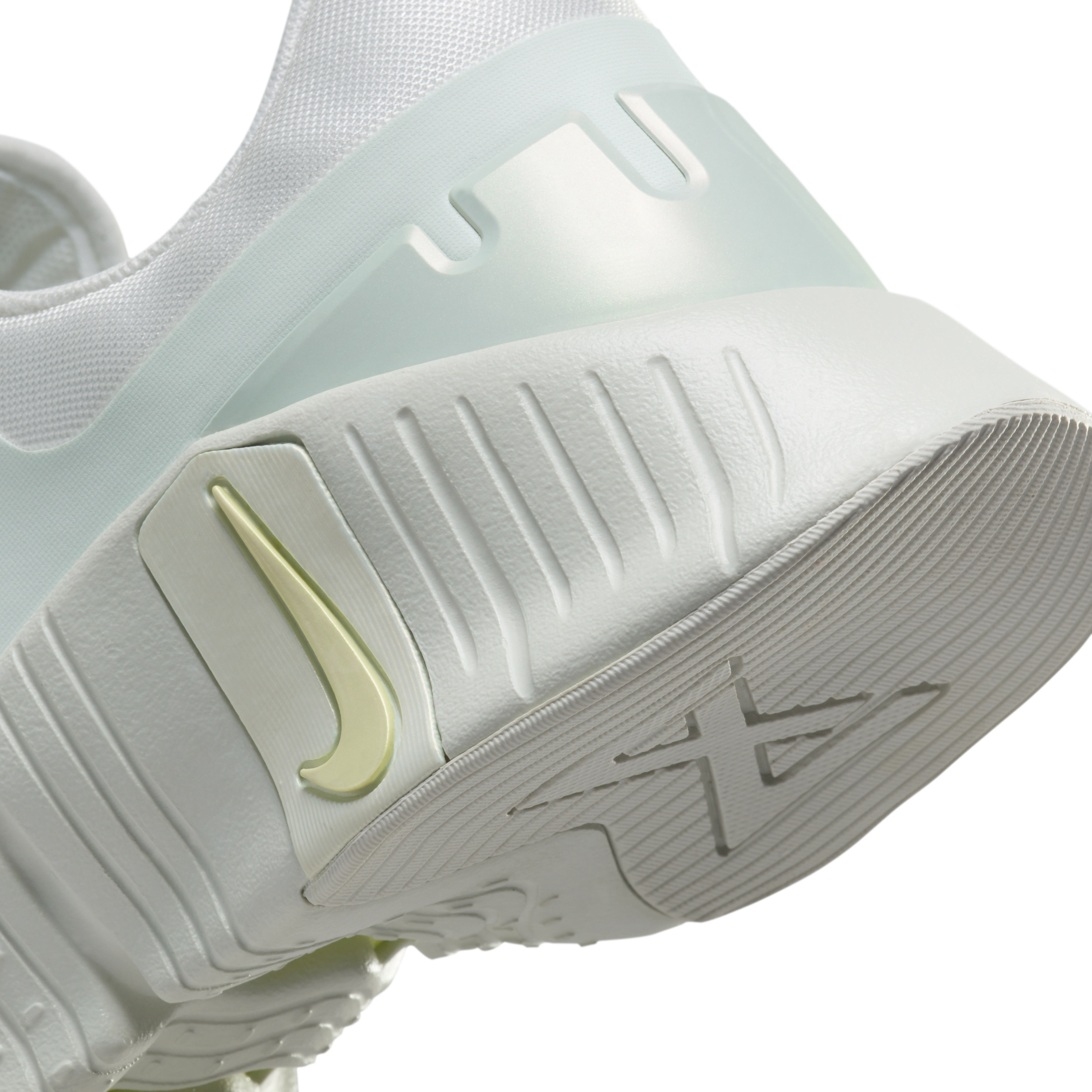 Nike Women's Free Metcon 5 Premium Workout Shoes - 9