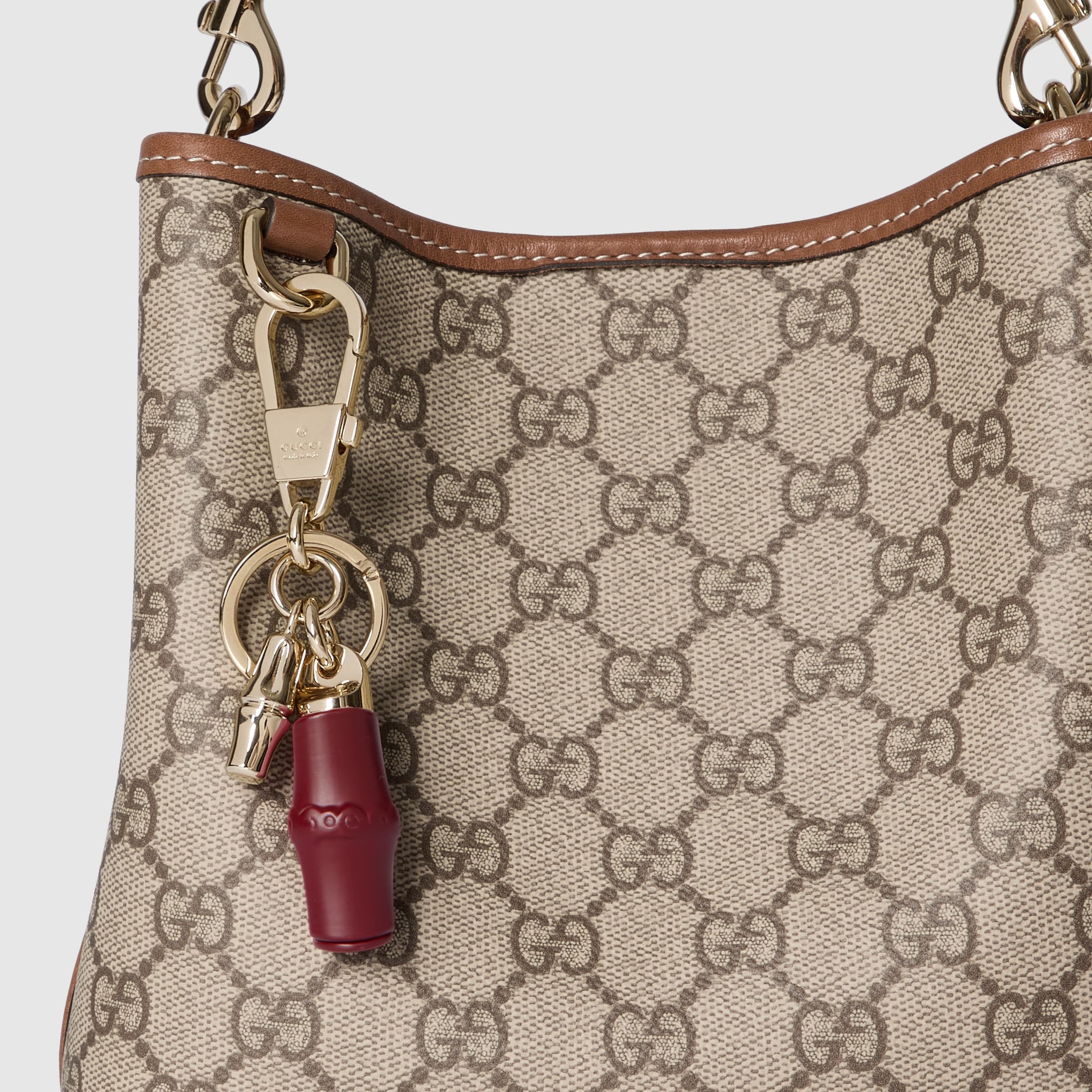 Keychain with bamboo details - 4