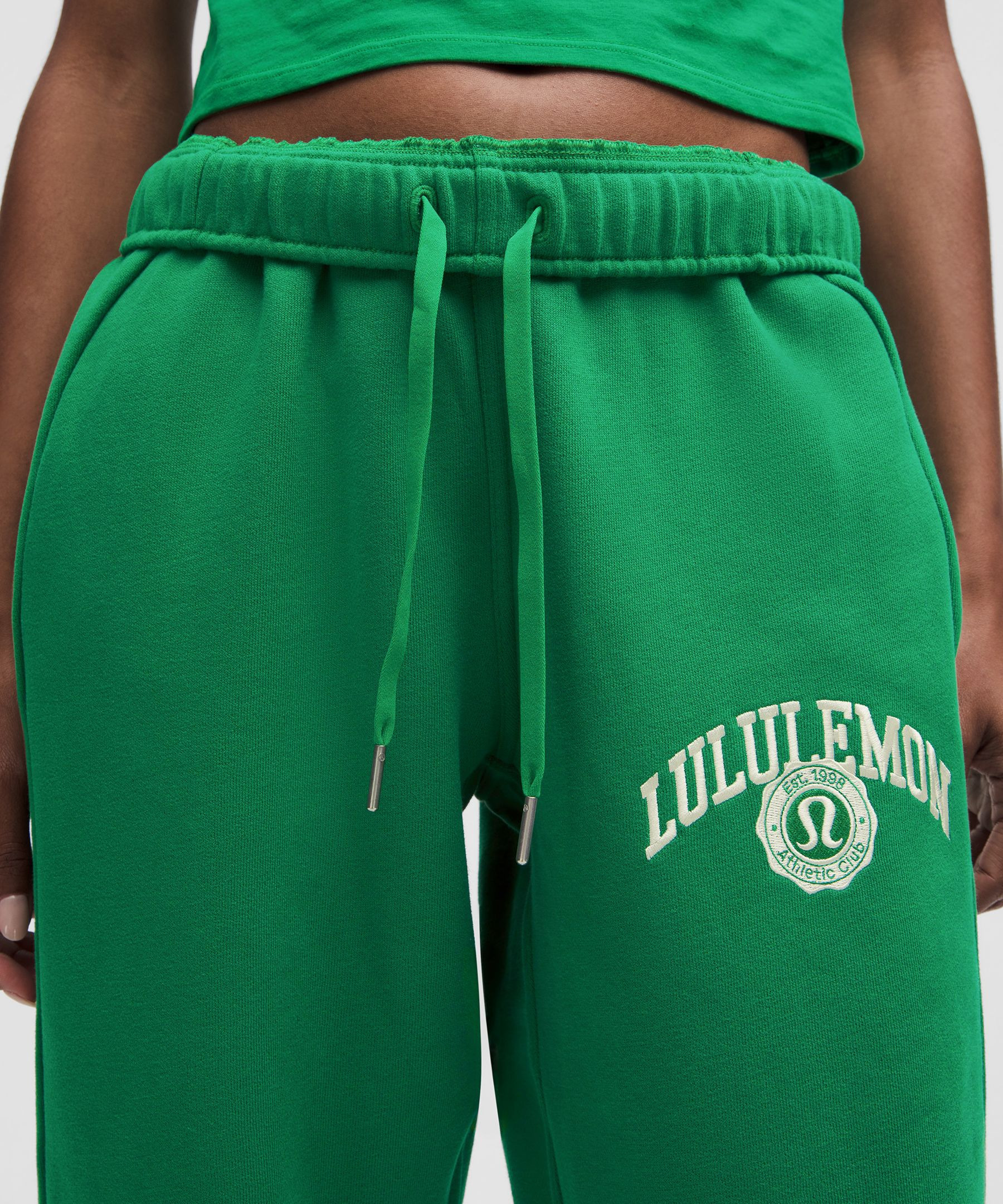 Scuba Mid-Rise Oversized Jogger *Graphic - 4