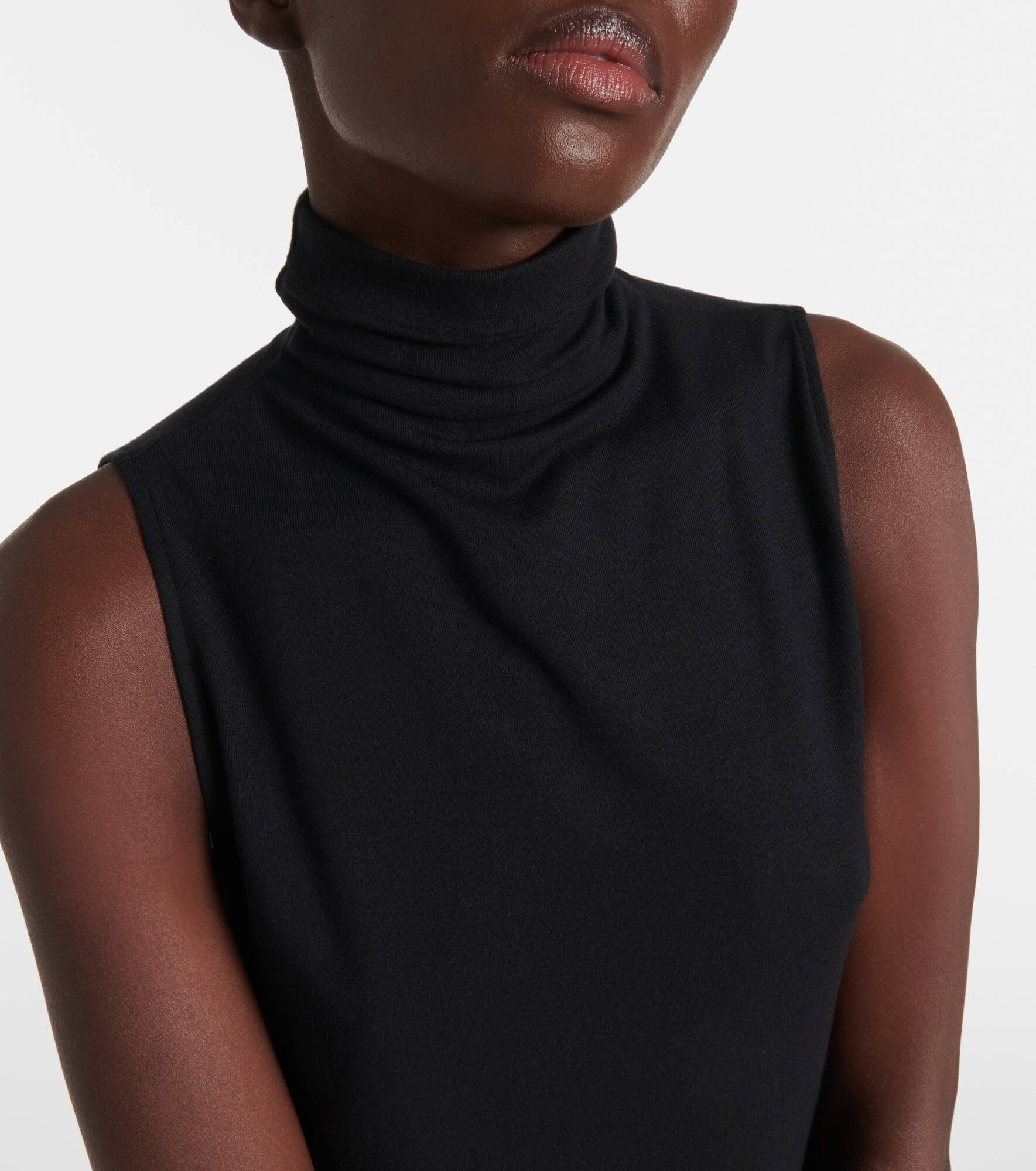 Sleeveless jersey top - 4