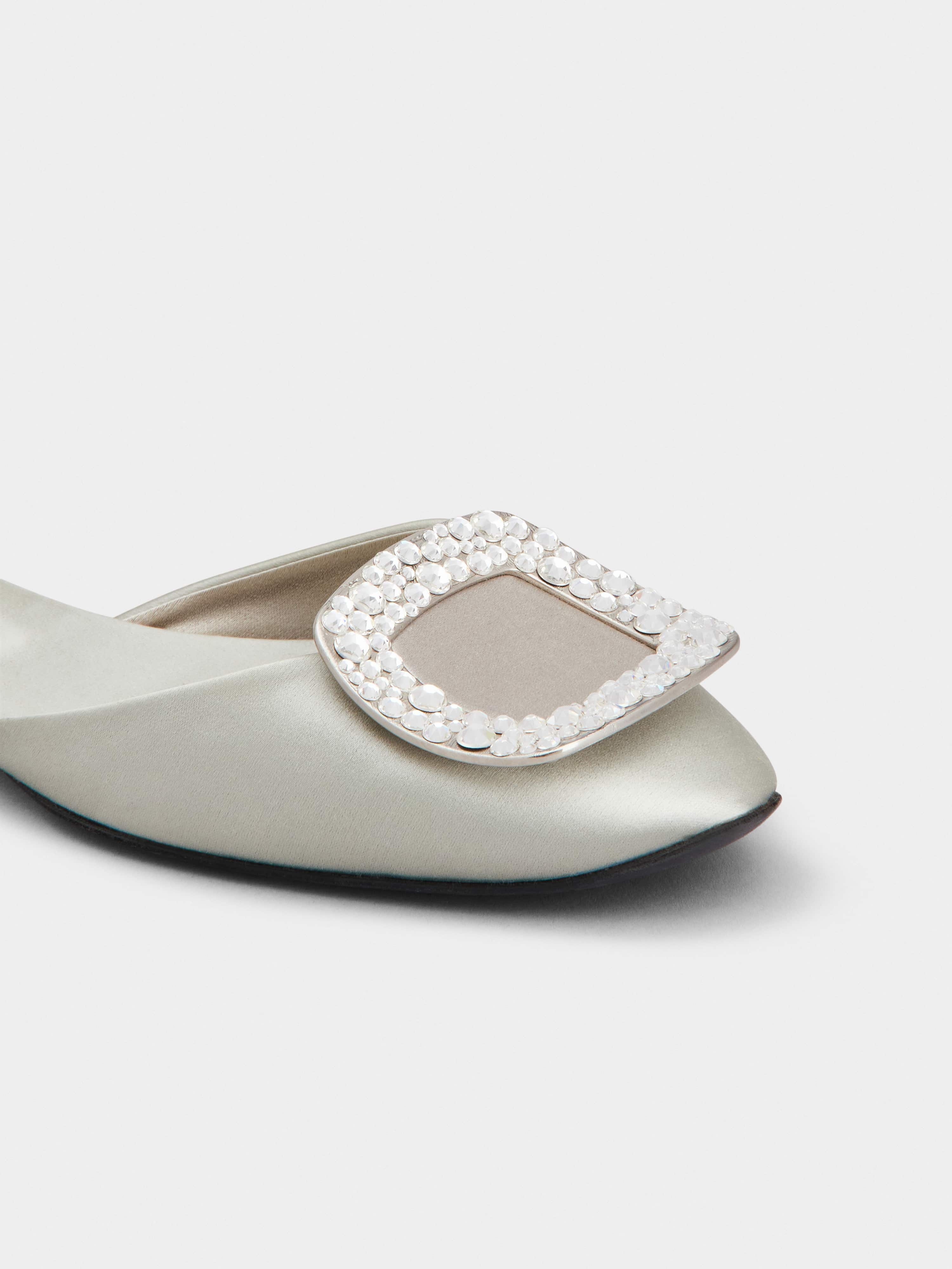 Chips Strass Buckle Ballerinas in Satin - 3