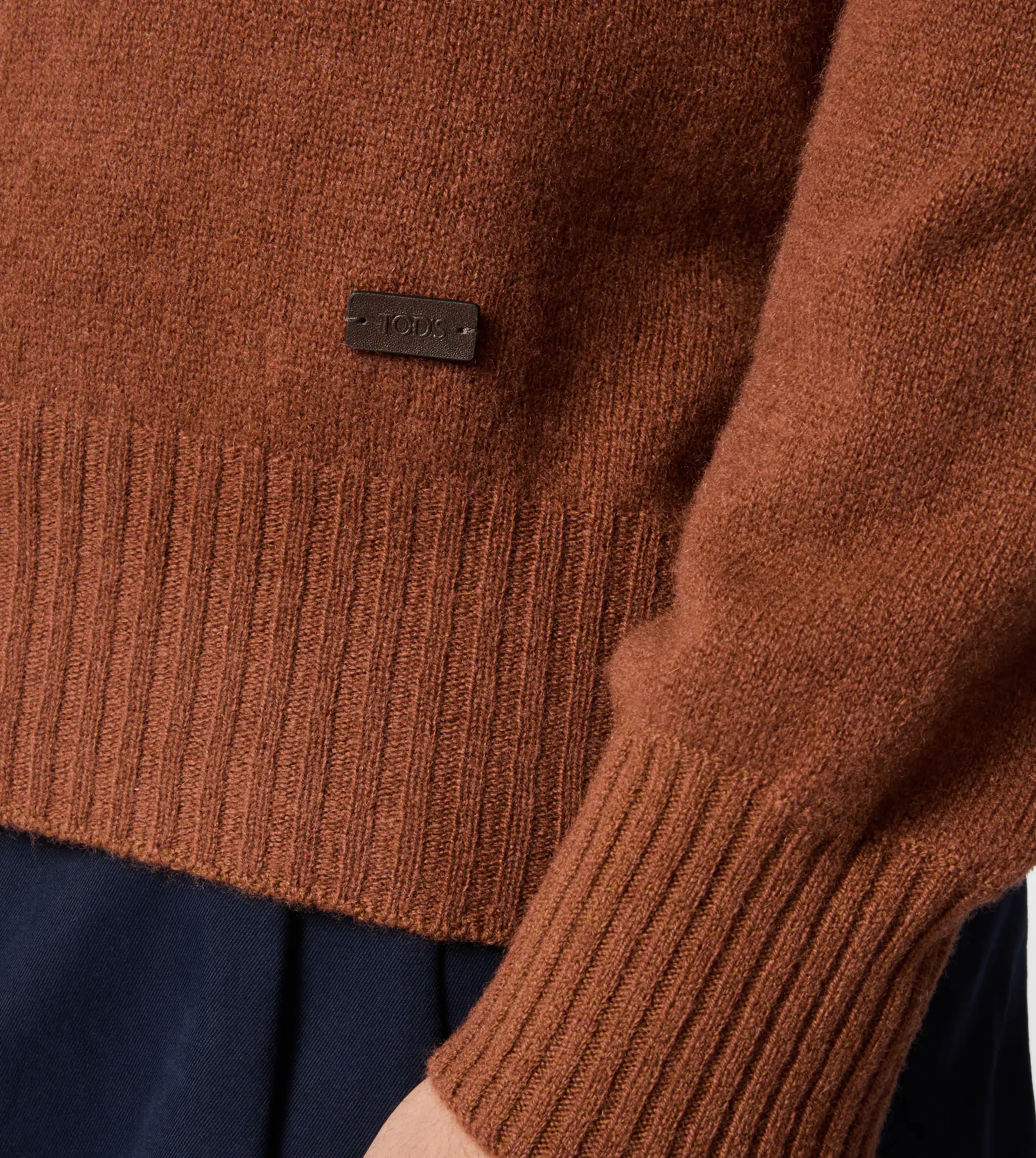 CASHMERE BLEND ROUND-NECK JUMPER - ORANGE - 3