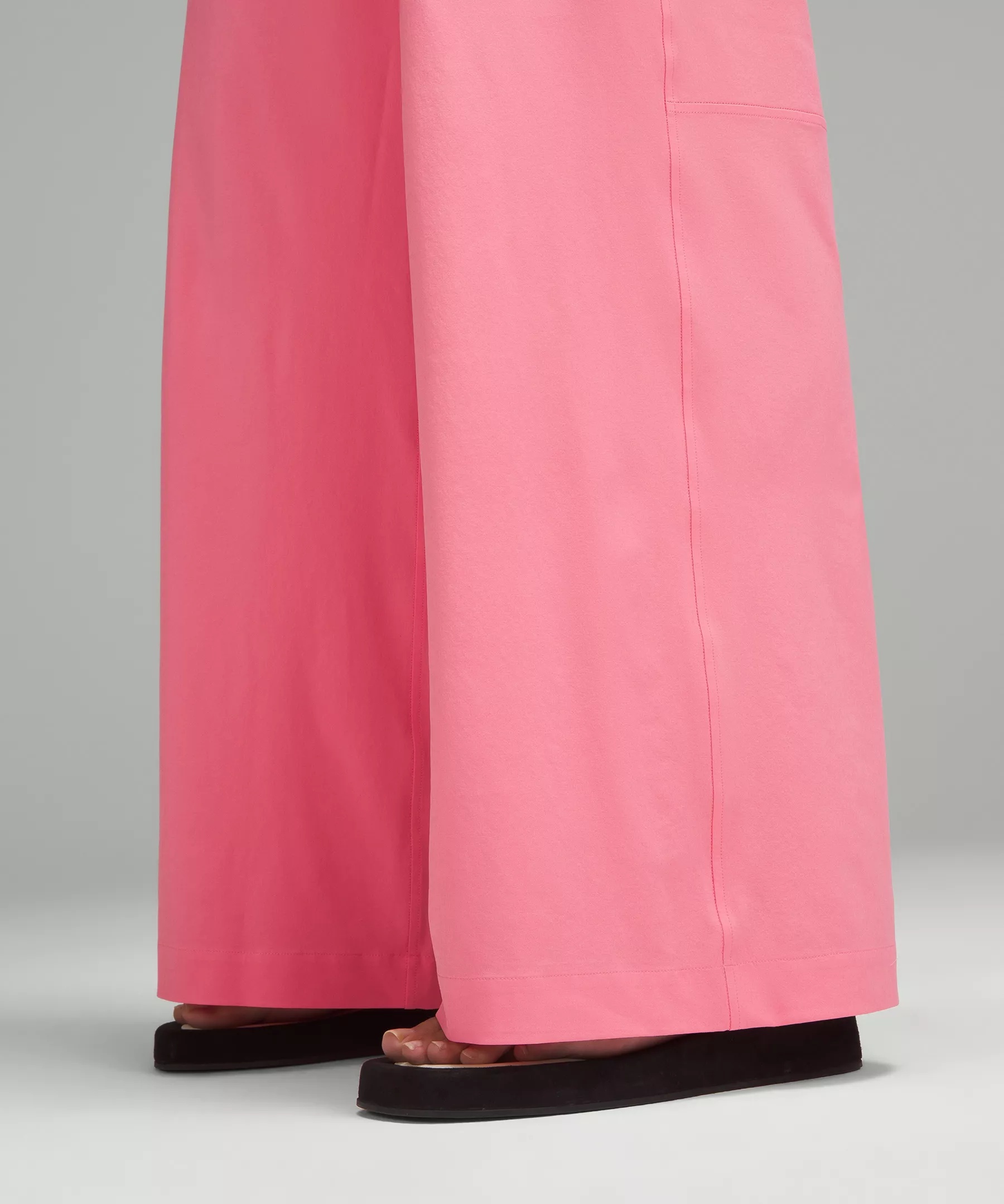 Swift Mid-Rise Wide-Leg Pant - 6