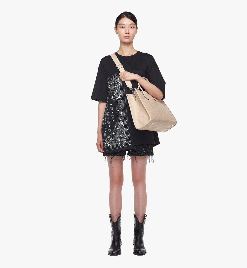 MCM München Tote in Maxi Monogram Leather outlook
