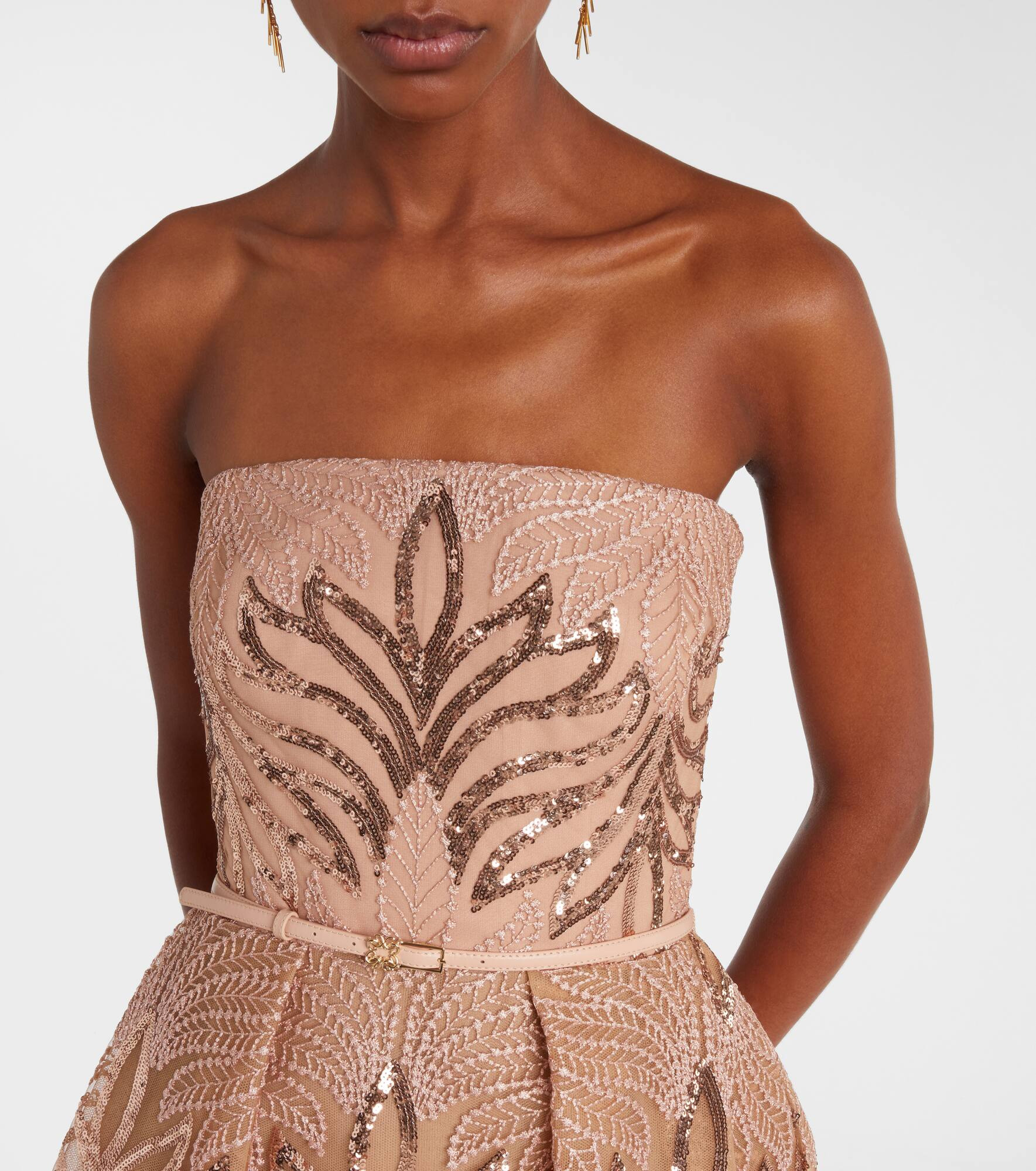 Sequined strapless gown - 4