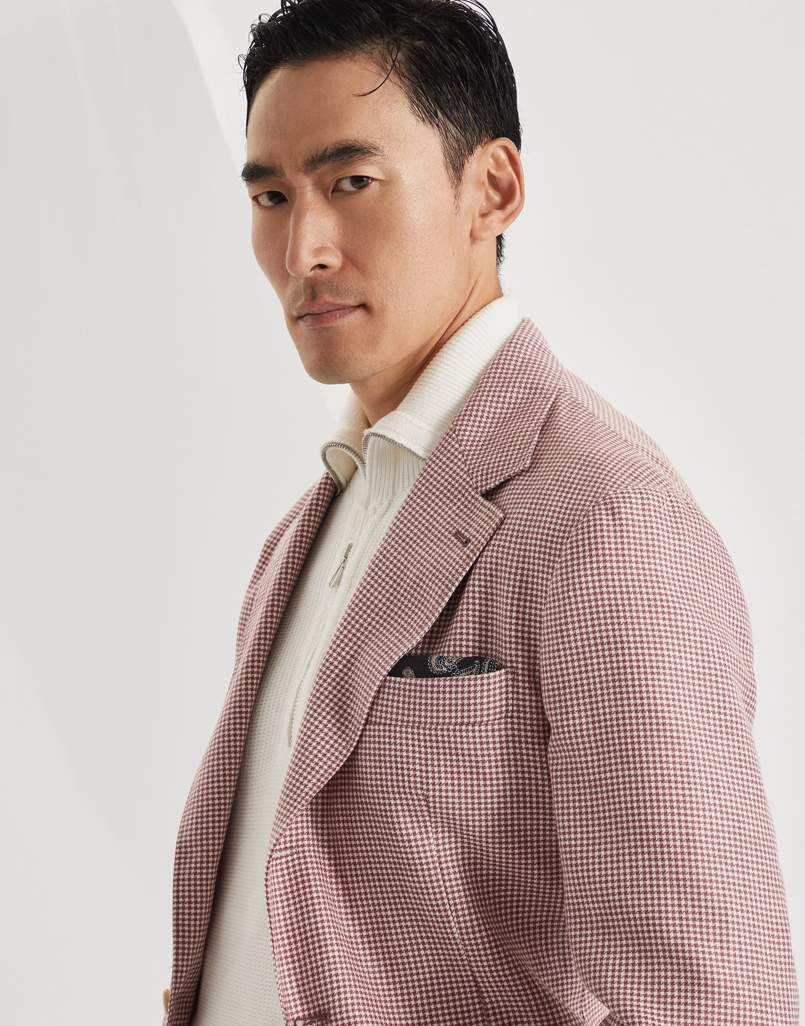 Silk pocket square with paisley design - 3
