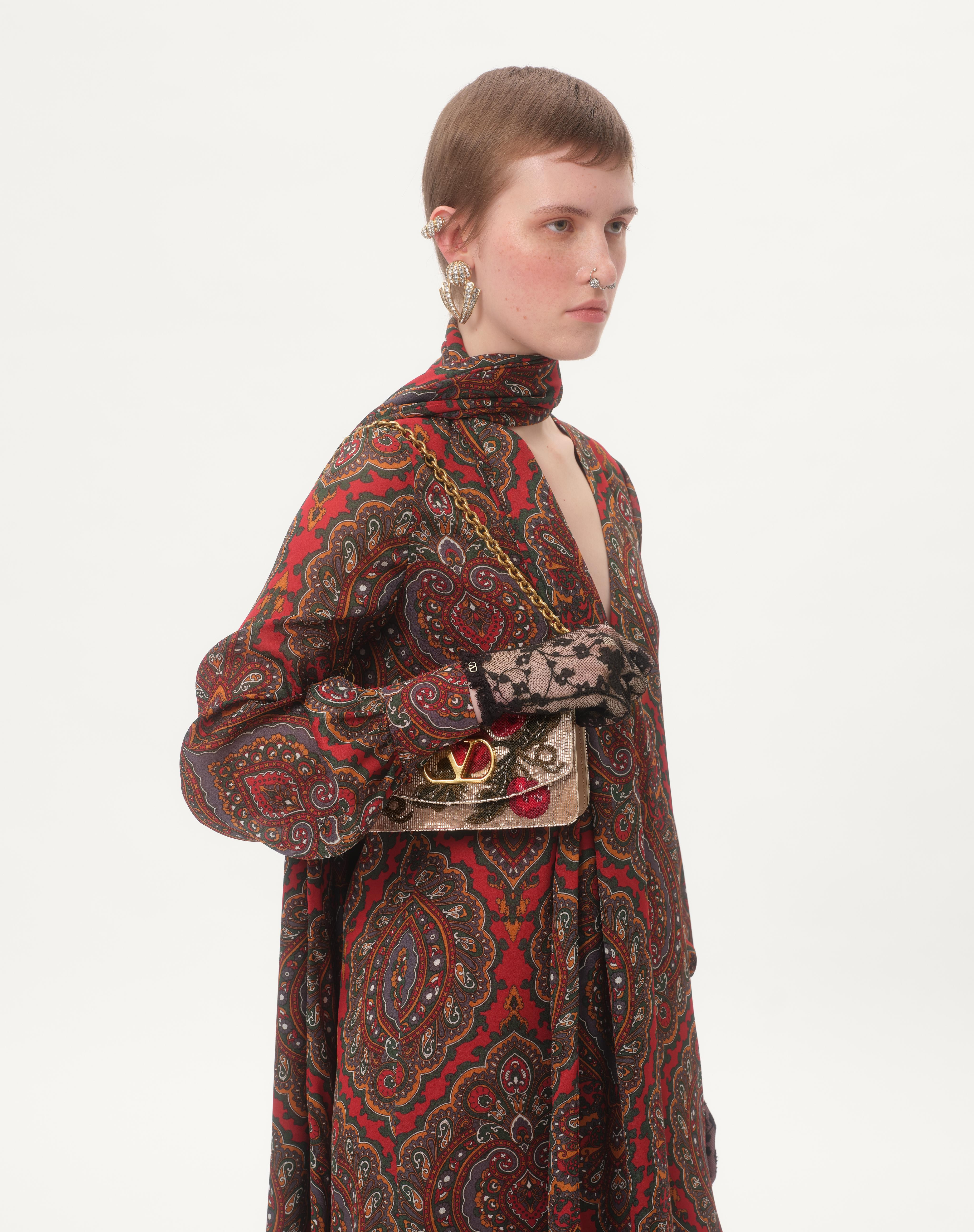 VALENTINO GARAVANI VAIN EMBROIDERED SHOULDER CLUTCH WITH CHERRYFIC PATTERN - 7