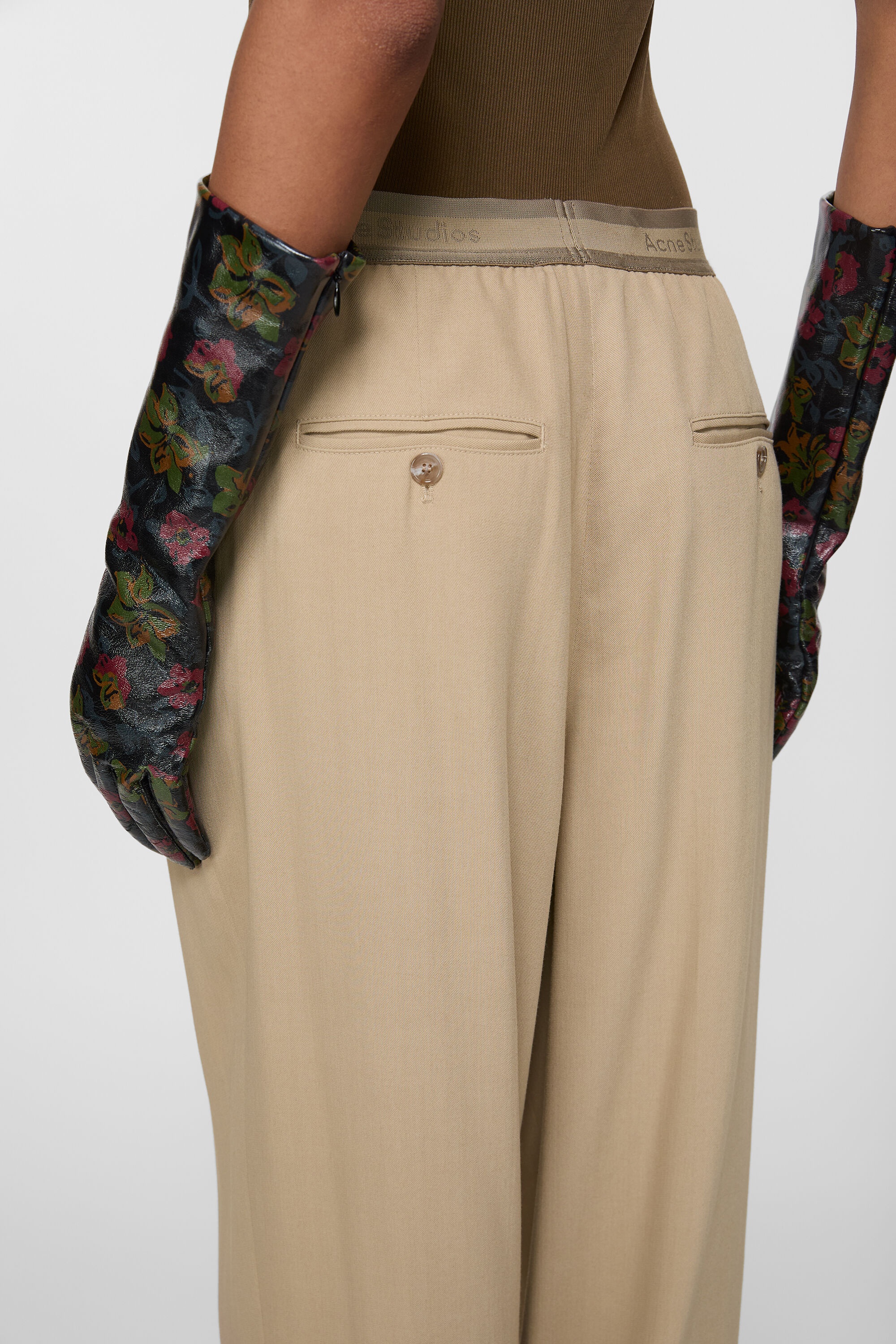 Logo tape trousers - Camel Beige - 5