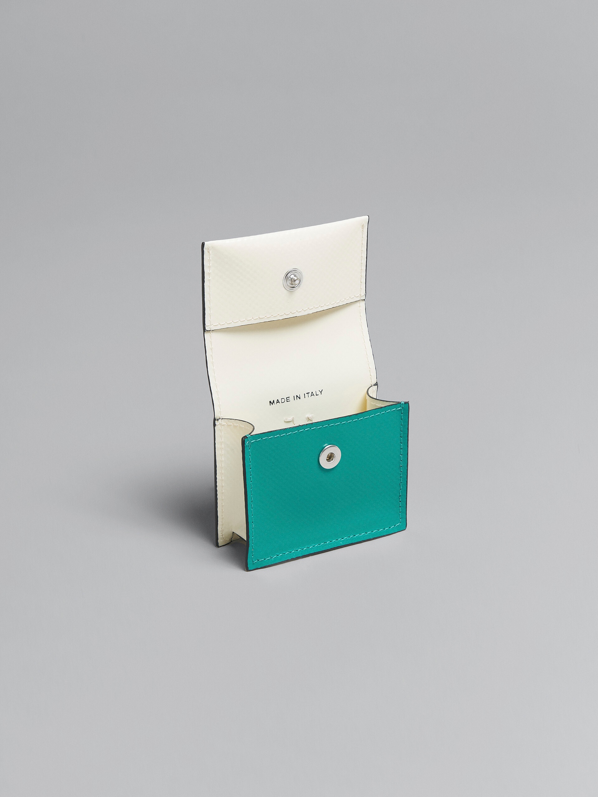 GREEN AND WHITE AIRPODS CASE - 2