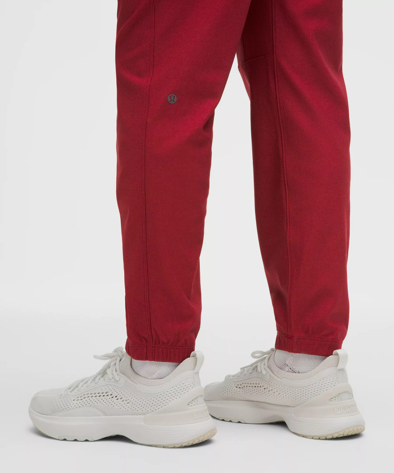 Knit-Warm-Up-Jogger-Regular 7