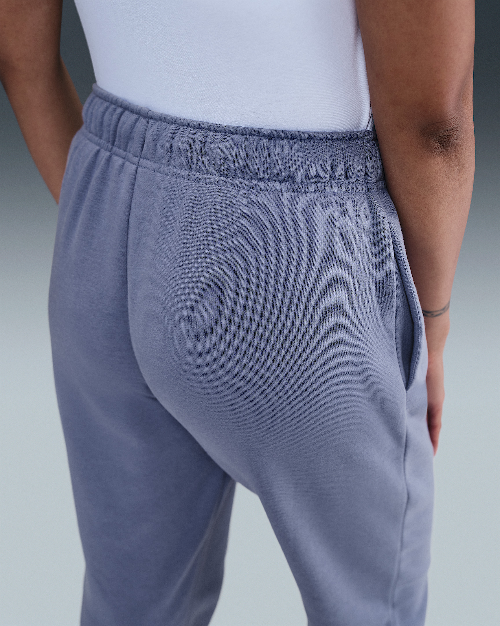 Nike Sportswear Club Fleece Women's Mid-Rise Joggers - 3