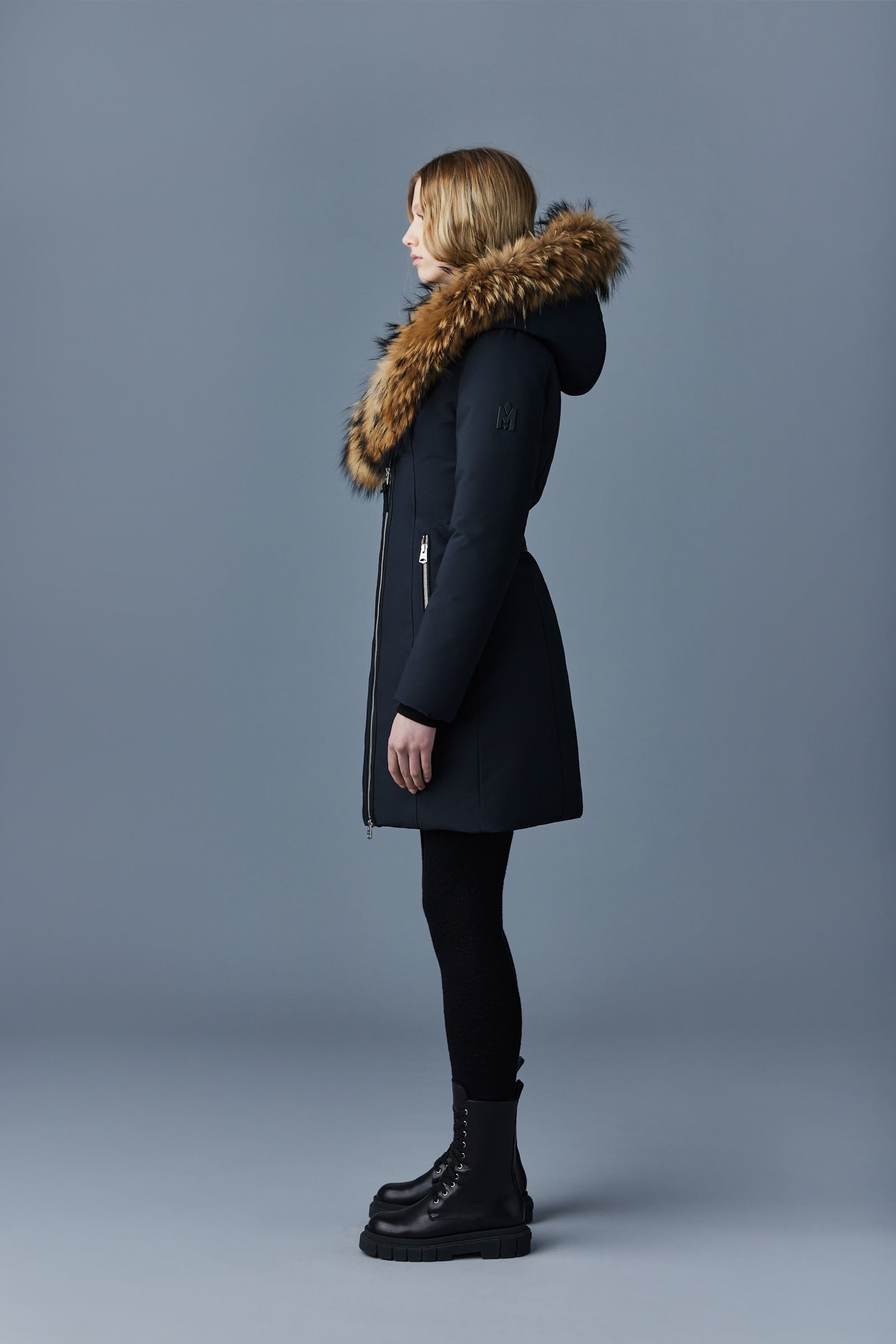 カナダから直送☆Mackage レディース☆Trish Coat Trish, Powder Touch down coat with silver fox fur Signature