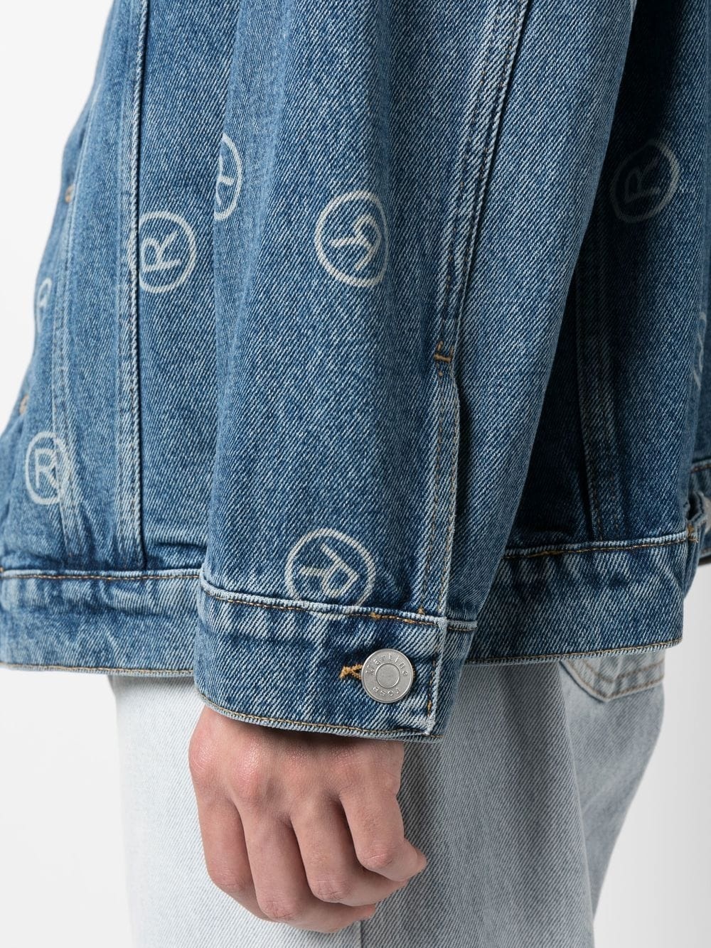 motif-print denim jacket - 5