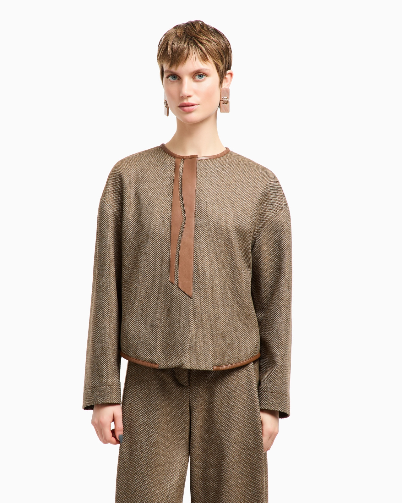 SINGLE-BREASTED JACKET IN VIRGIN WOOL AND CASHMERE WITH LEATHER DETAILS - 4