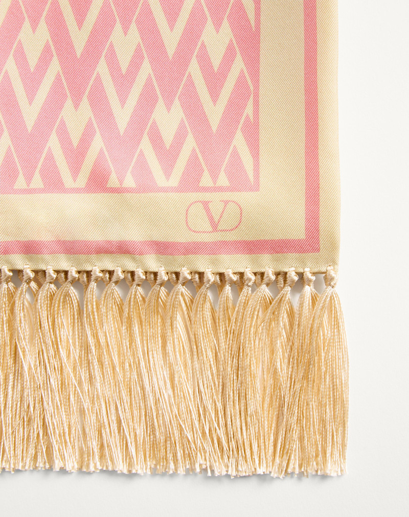 Valentino TOUTE LA V SILK BANDEAU SCARF outlook