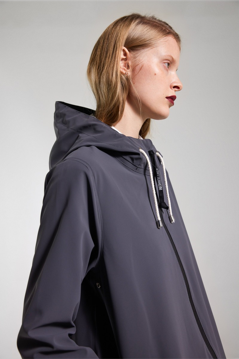 Mosebacke Long Lightweight Zip Matte Raincoat Metal 5