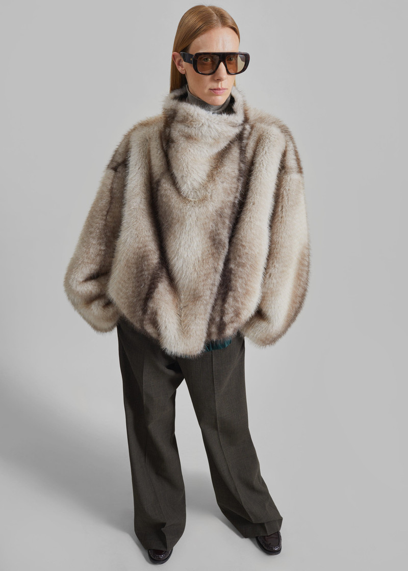 Vera Faux Fur Reversible Short Coat - Beige/Green 4