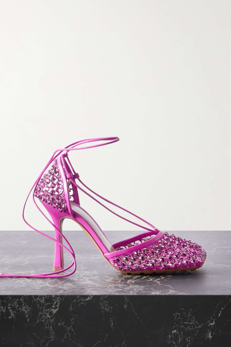 Leather-trimmed crystal-embellished woven pumps - 1