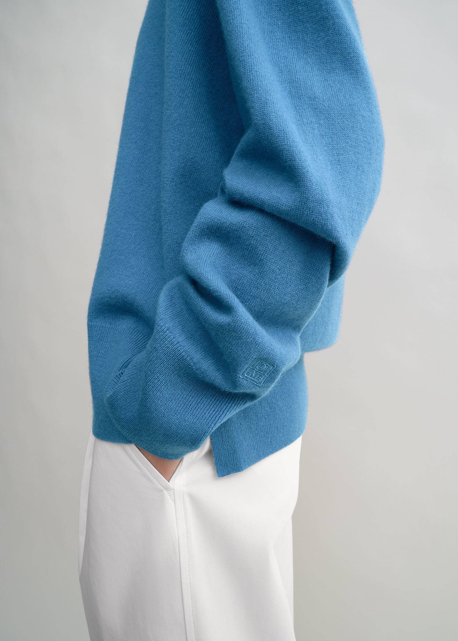 Crew-neck cashmere knit azure - 6