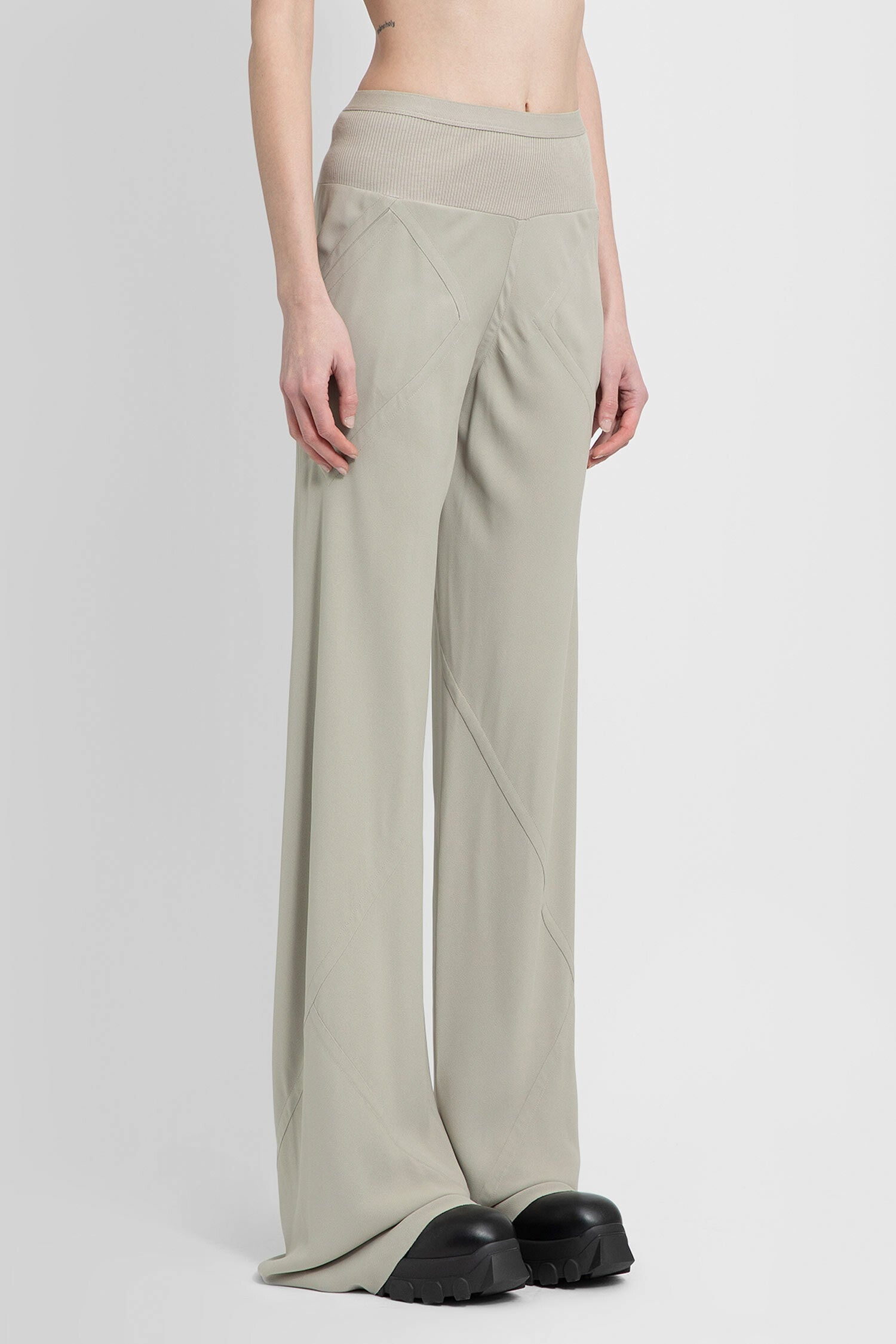 Lido-Cocoon-Crepe-Bias-Pants - 2