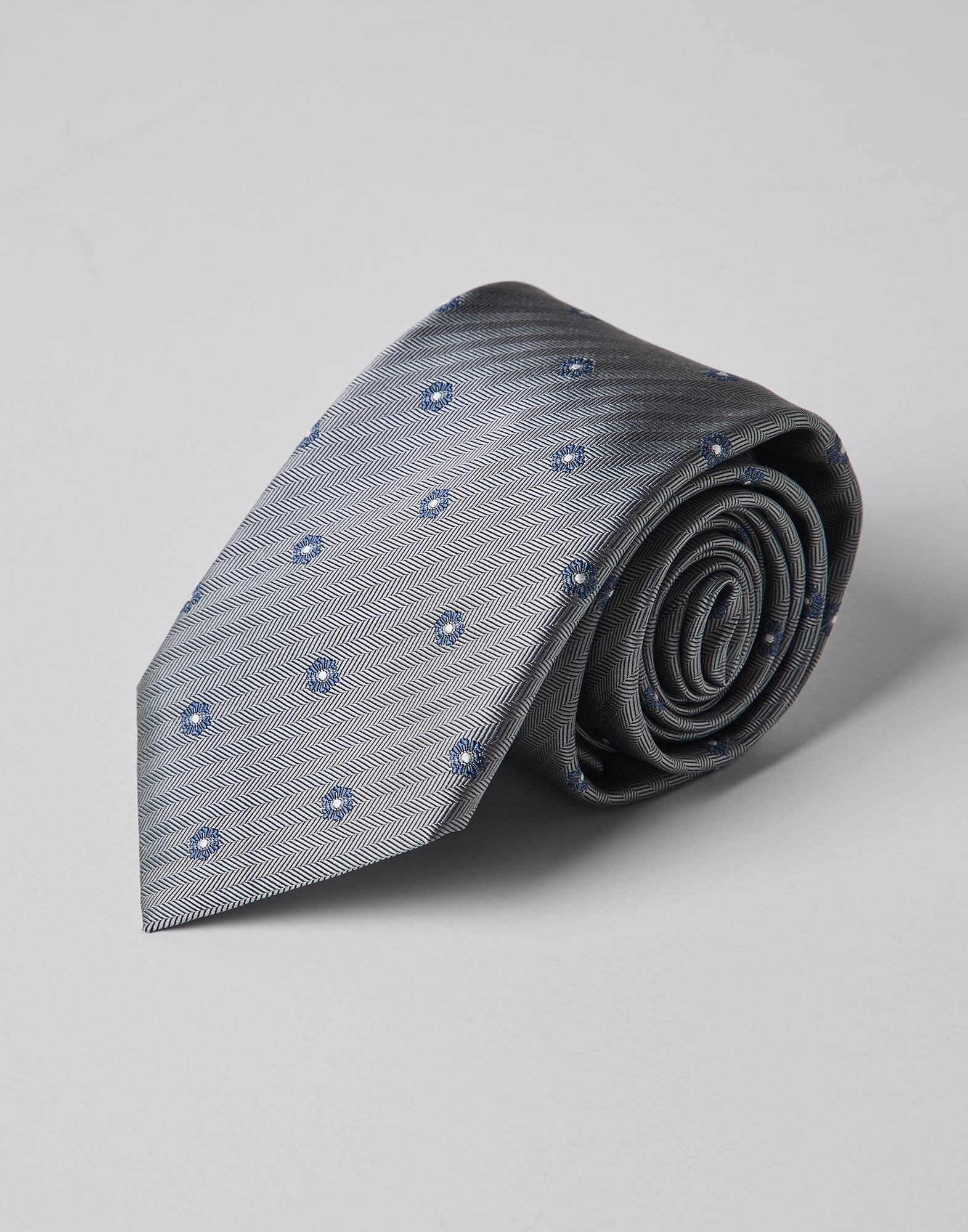 Silk chevron tie with flower embroidery - 2