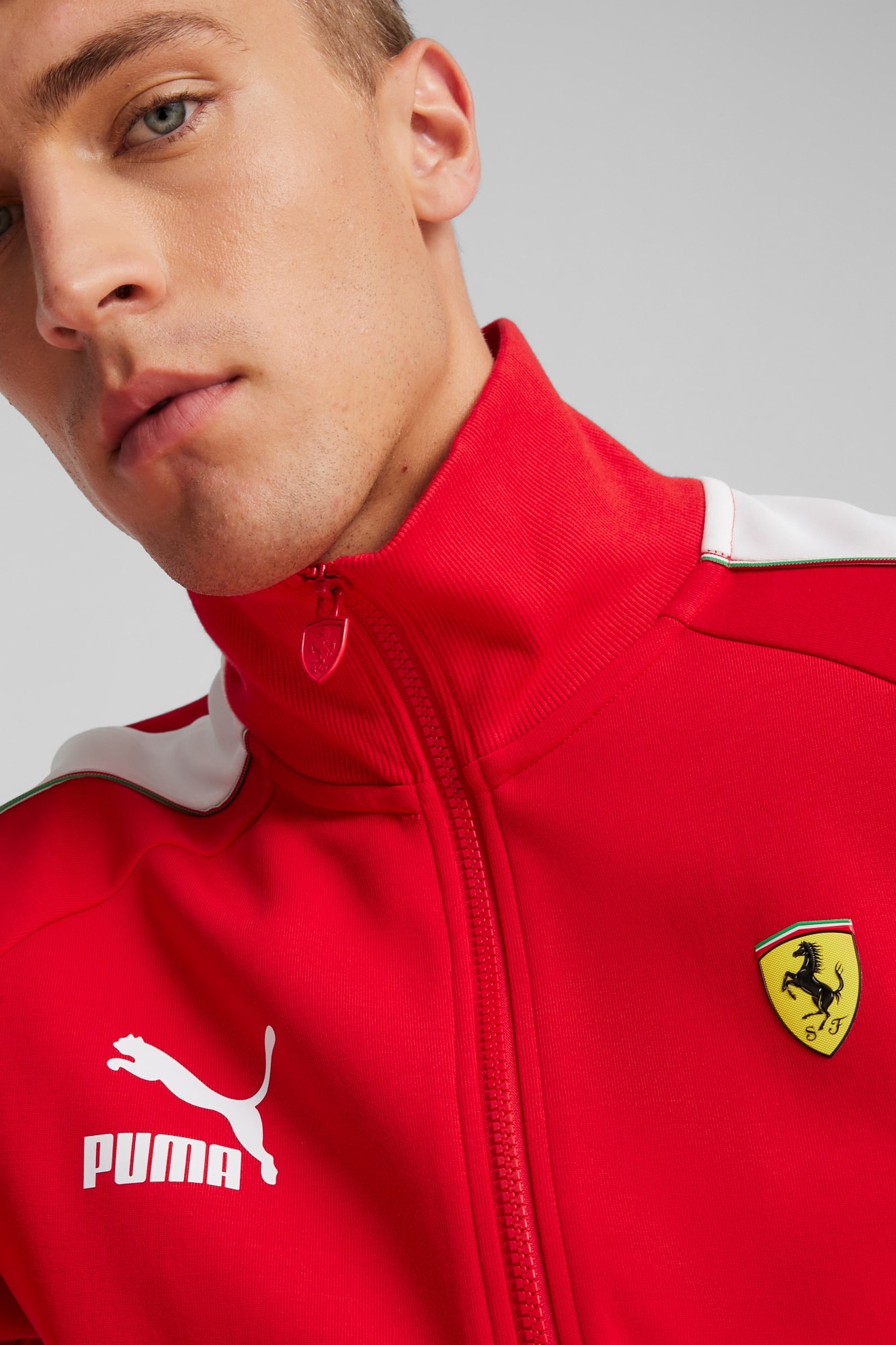 【新品未使用】PUMA FERRARI RACE ICONIC T7ジャケット Puma x Ferrari Men's Race Iconic T7 Track Jacket | Neiman Marcus