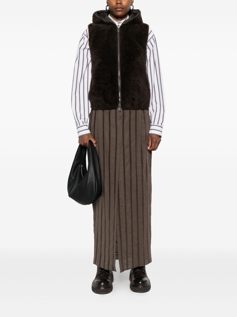 hooded faux-fur gilet - 2