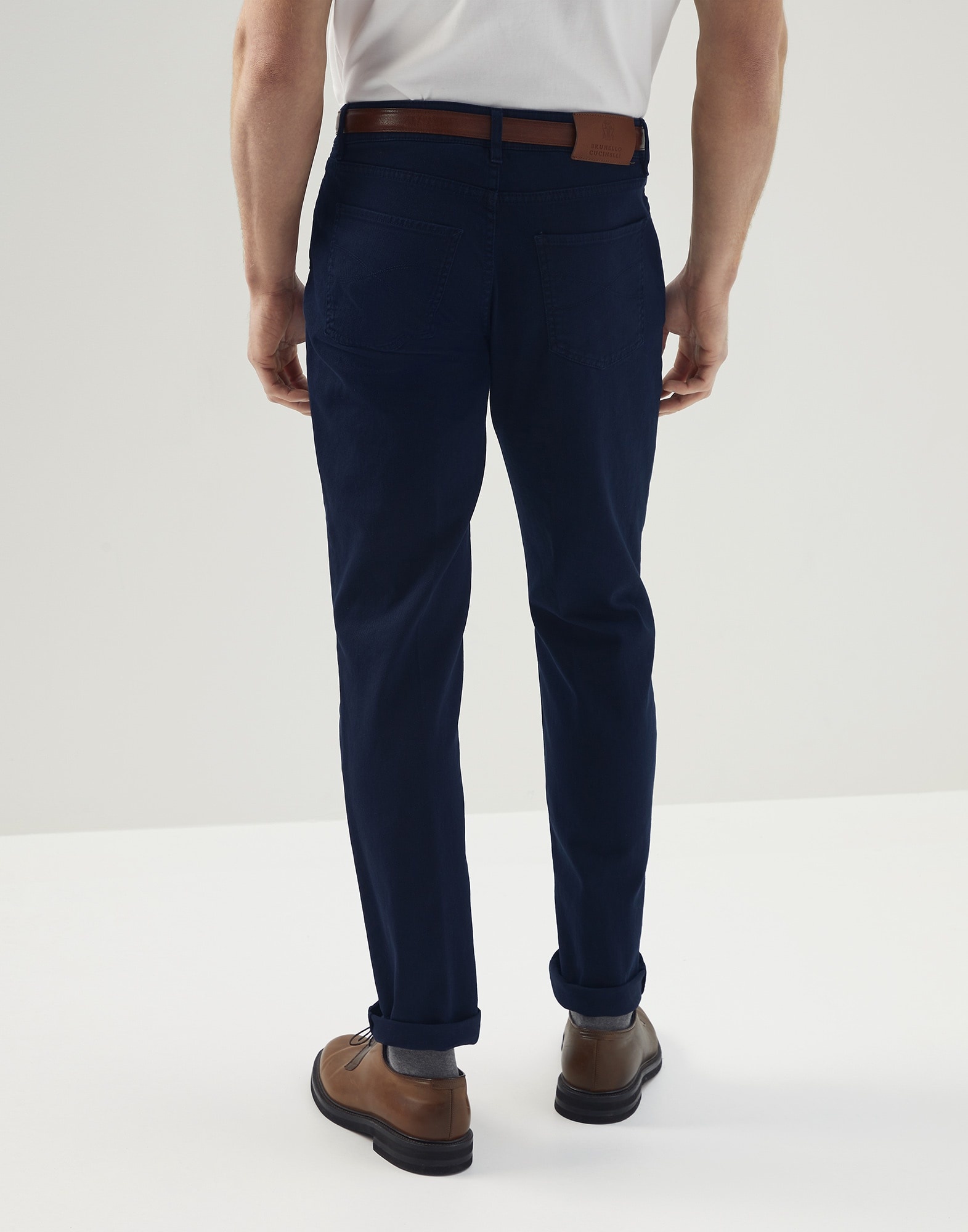 Dyed comfort denim traditional fit five-pocket trousers - 2