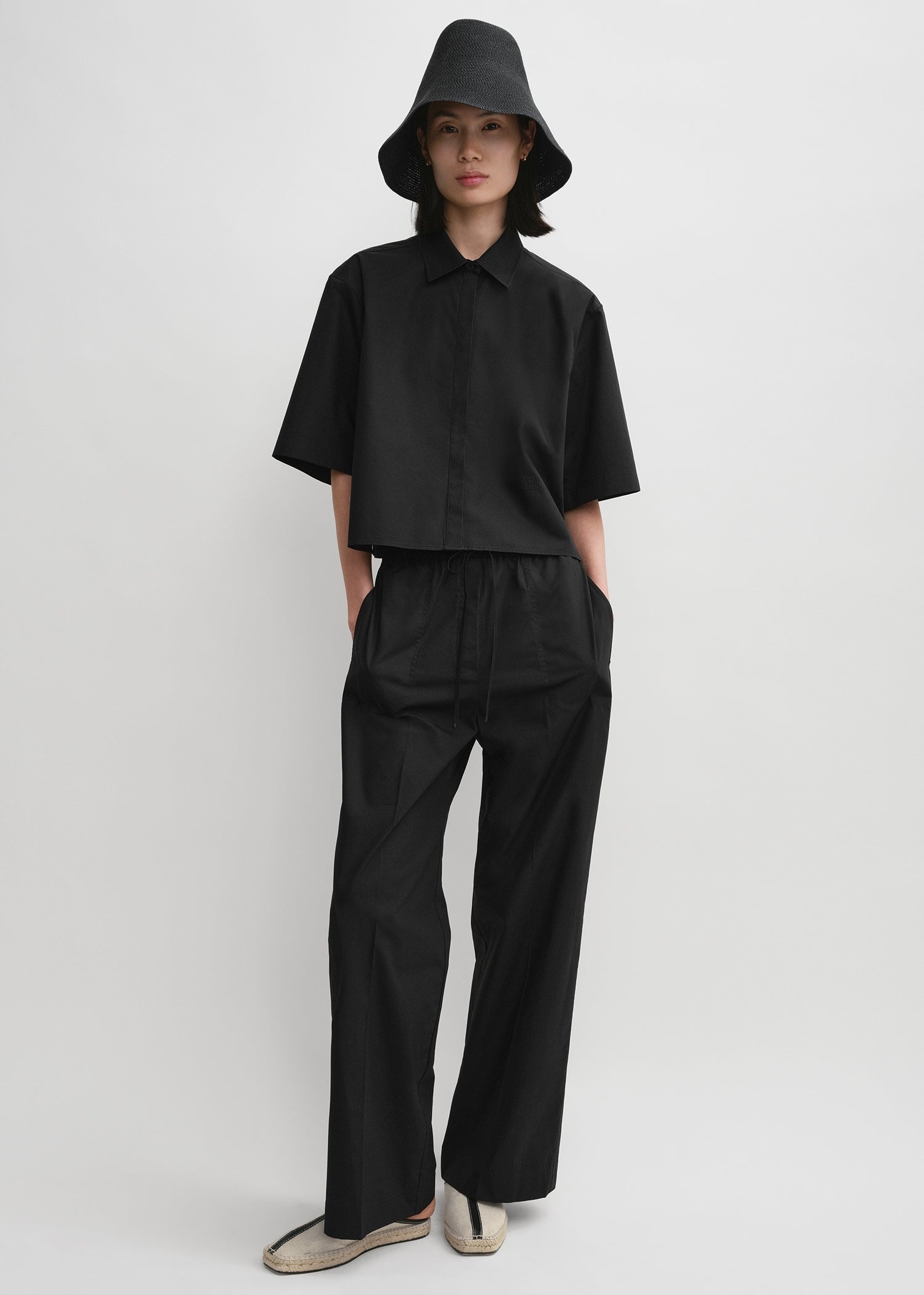 Cropped cotton-poplin shirt black - 1