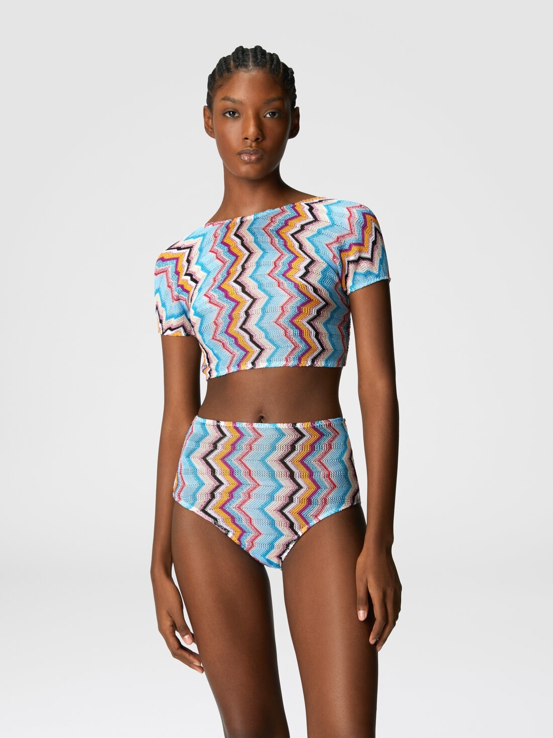 Bikini with t-shirt top and zig zag pattern - 2