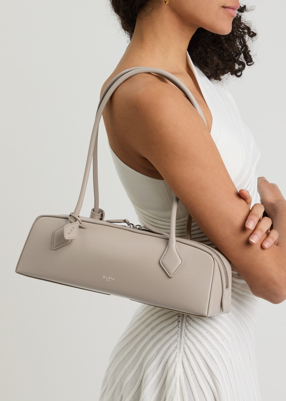 Alaïa Le Teckel Medium Grained Leather Shoulder bag - 5