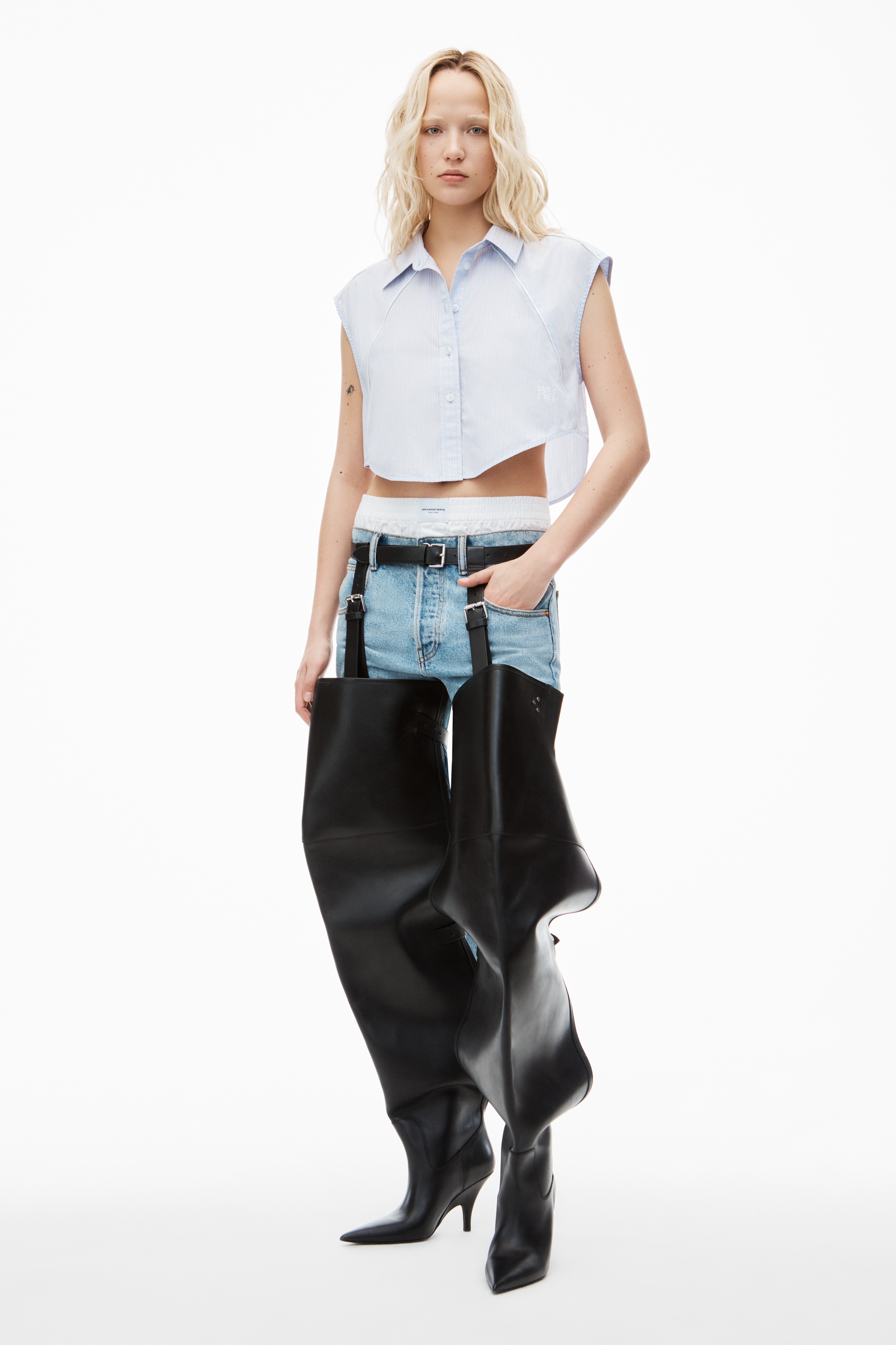 Cropped Sleeveless Button-Up Shirt in Cotton - 6